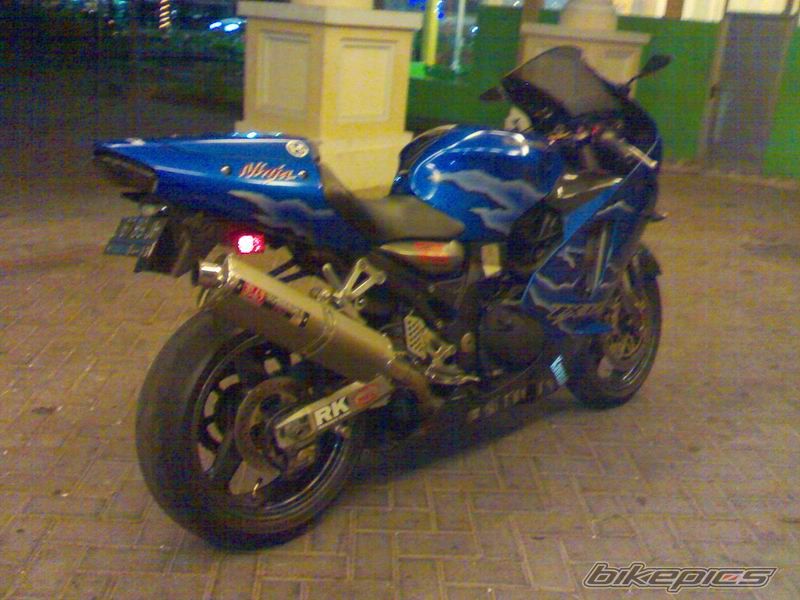 2001 KAWASAKI ZX 12R | Picture 2229000 motorcycle photo
