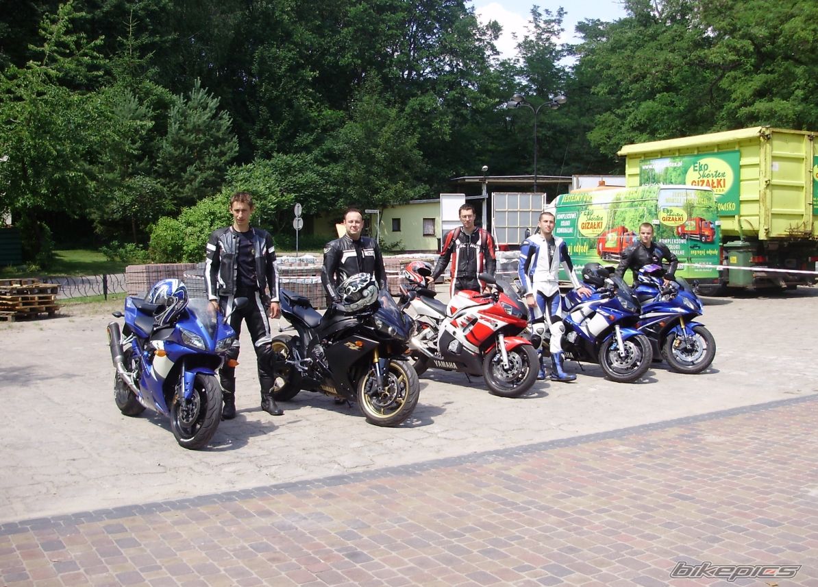 2008 YAMAHA YZF R1 | Picture 2229303 motorcycle photo