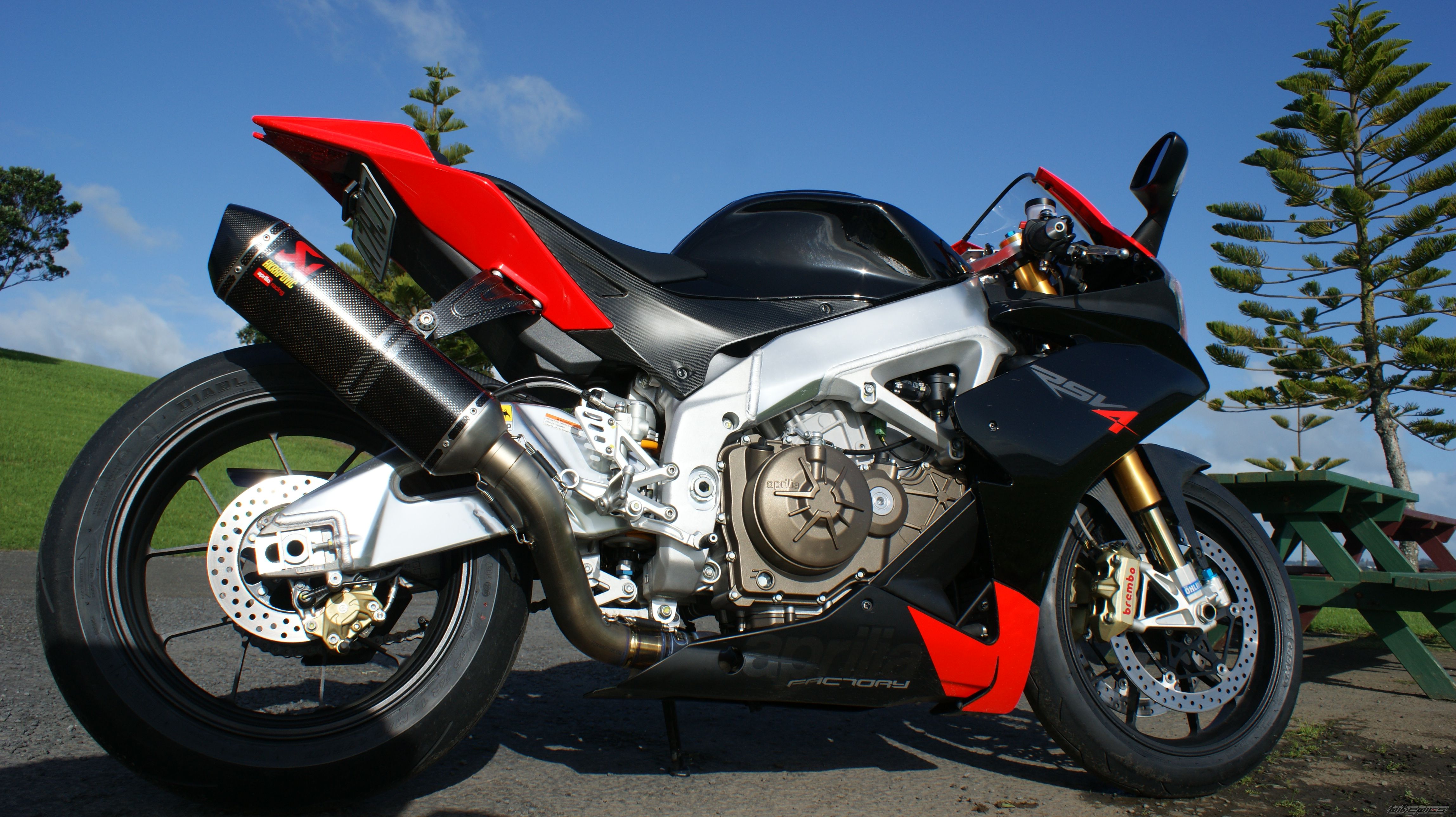 2009 APRILIA RSV4 | Picture 2232217 motorcycle photo
