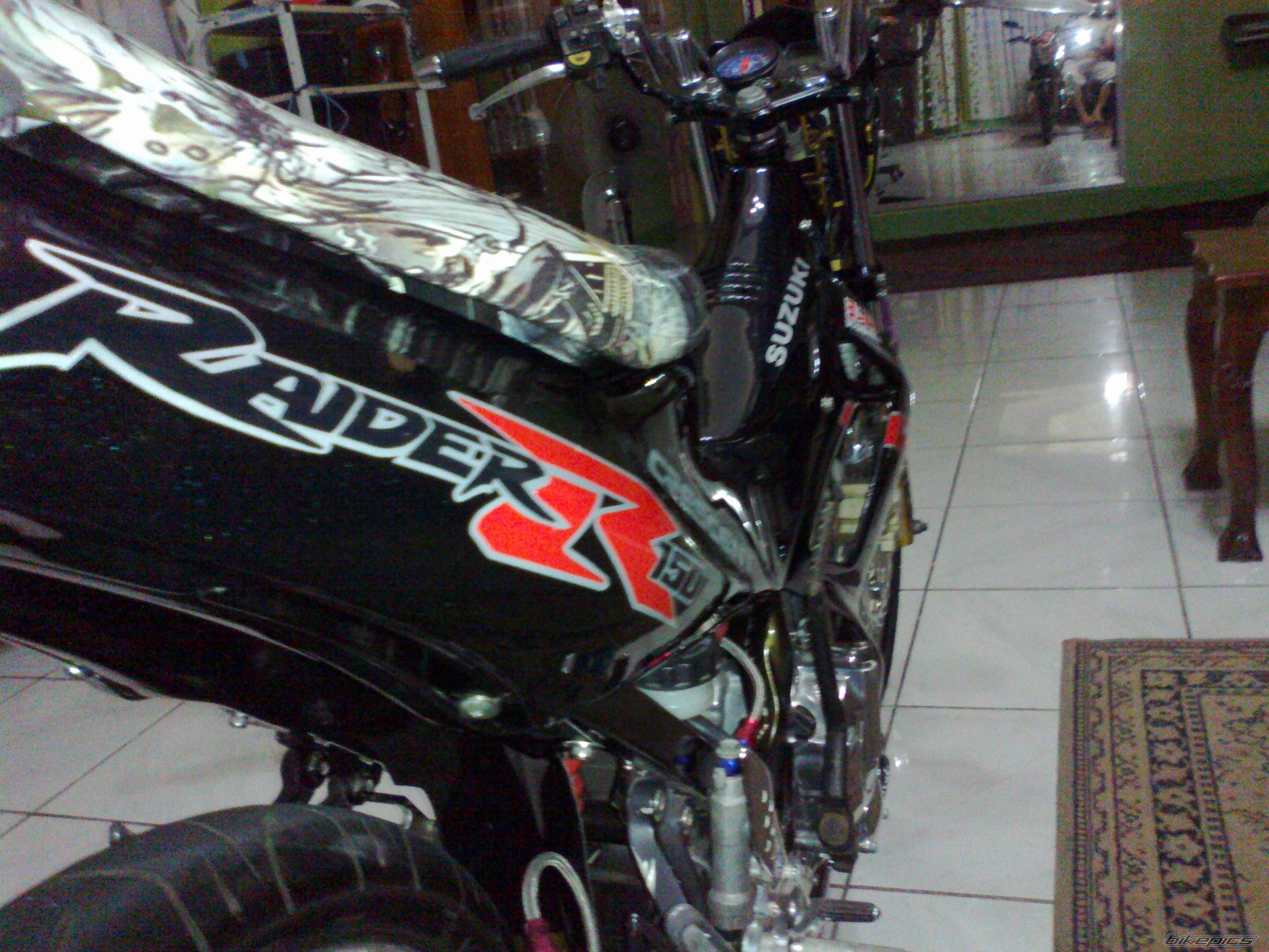 2011 SUZUKI RAIDER 150 | Picture 2233126 motorcycle photo
