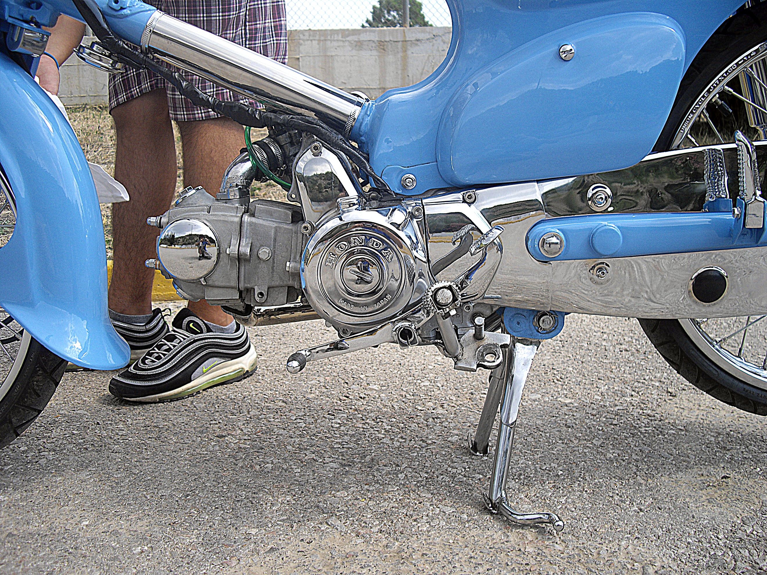 2012 HONDA C 50 | Picture 2233404 motorcycle photo