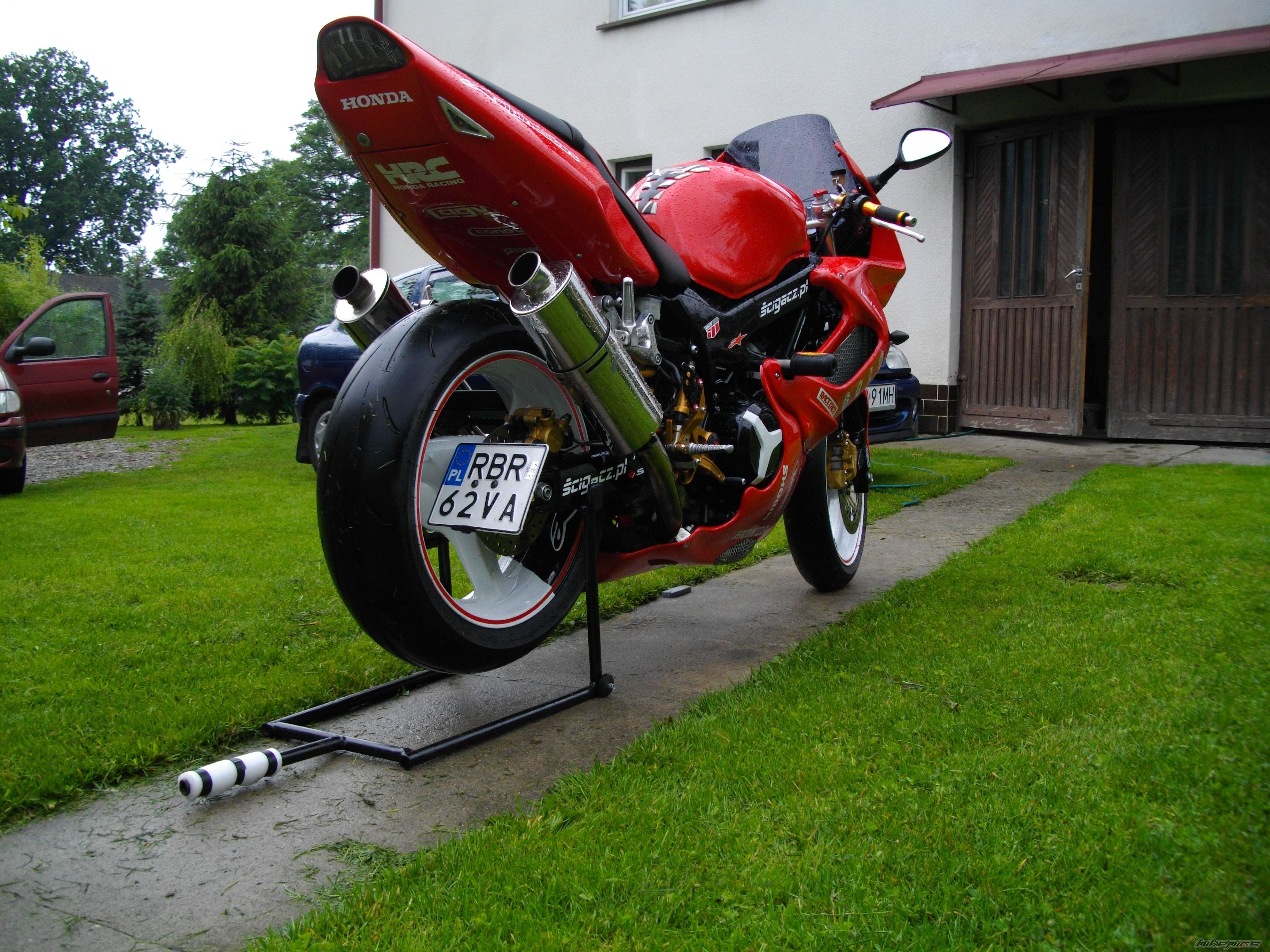 1997 HONDA VTR 1000 | Picture 2233922 motorcycle photo