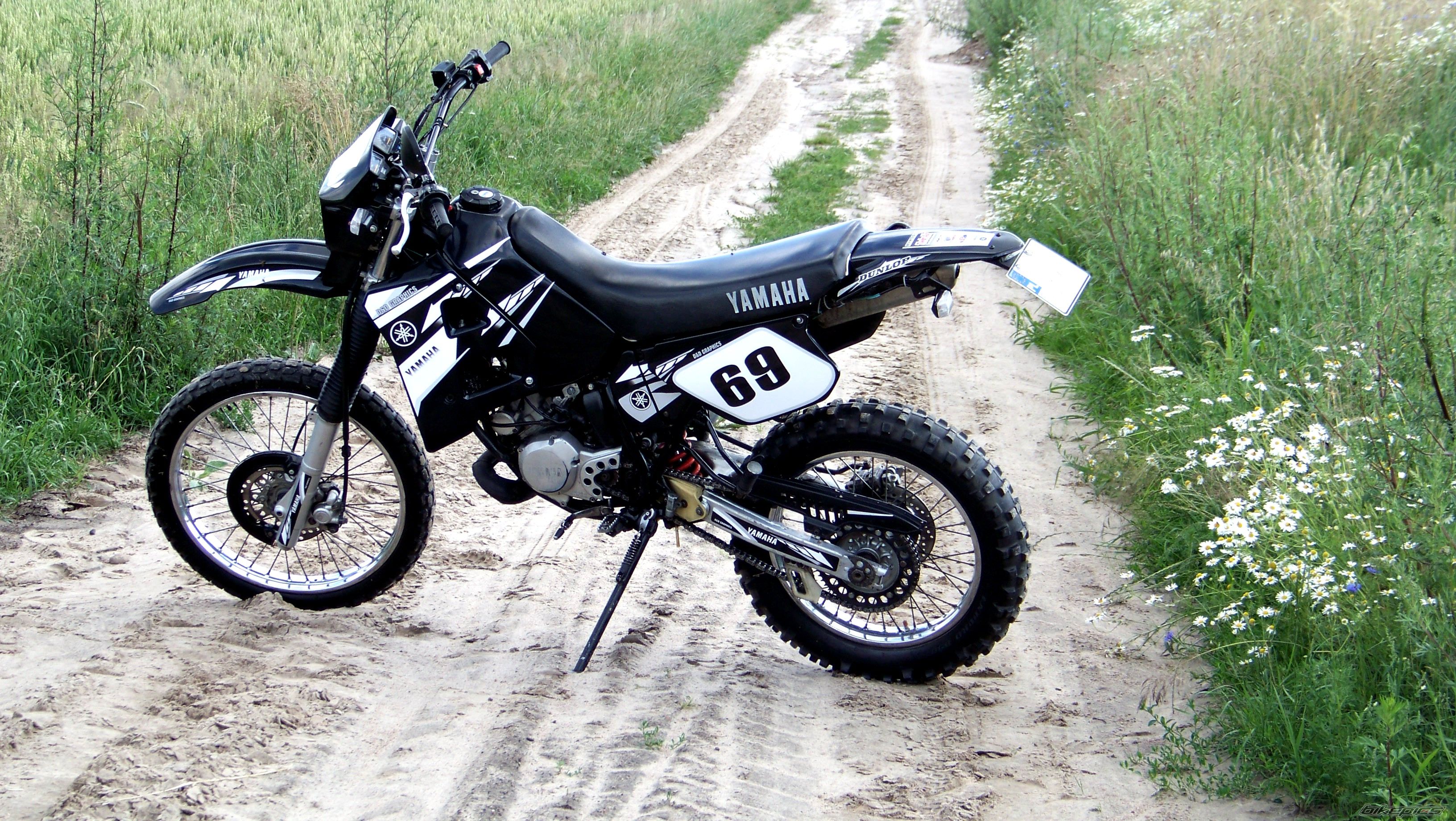2000 YAMAHA DT 125 | Picture 2235472 motorcycle photo