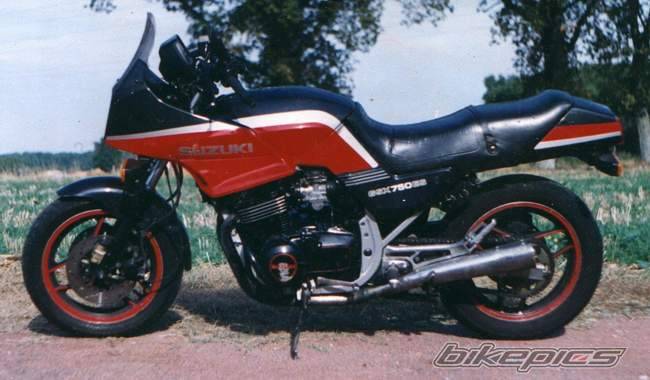1986 SUZUKI GSX750SE | Picture 223585 motorcycle photo