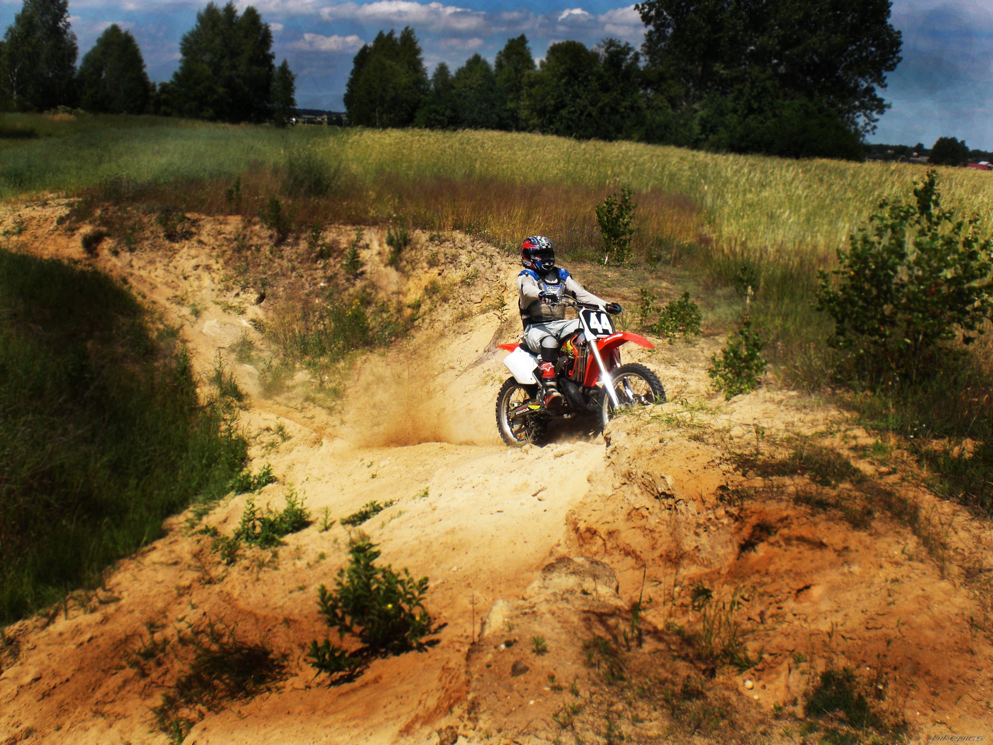 2000 HONDA CR 250 | Picture 2236860 motorcycle photo