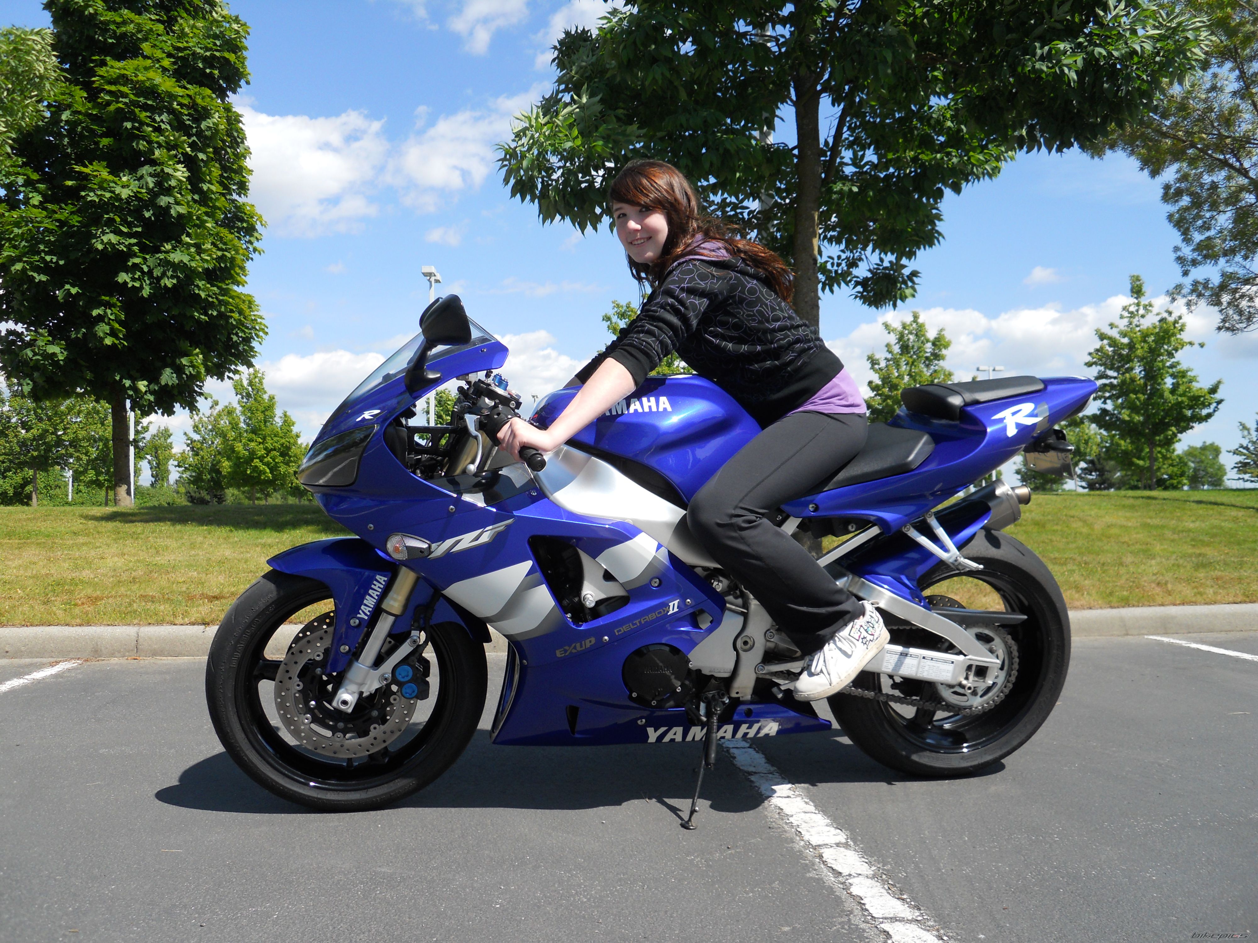 2000 YAMAHA YZF R1 | Picture 2238059 motorcycle photo