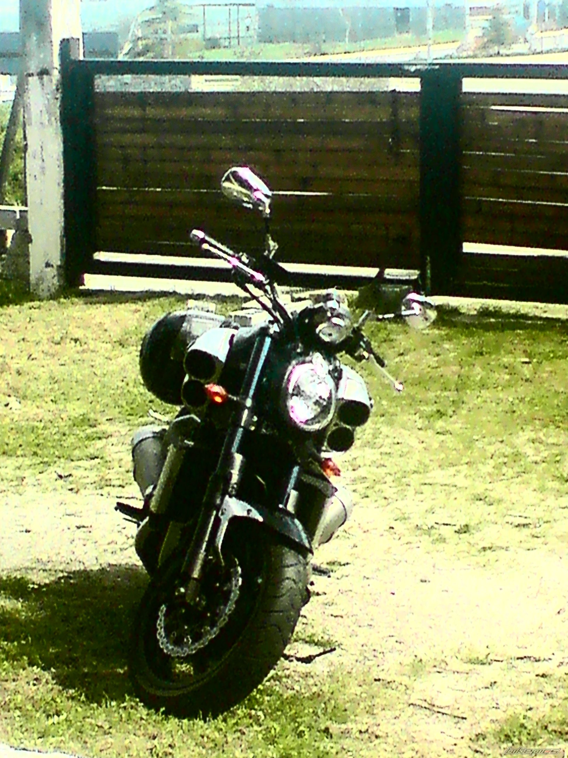 2009 YAMAHA VMAX 1700 | Picture 2238234 motorcycle photo