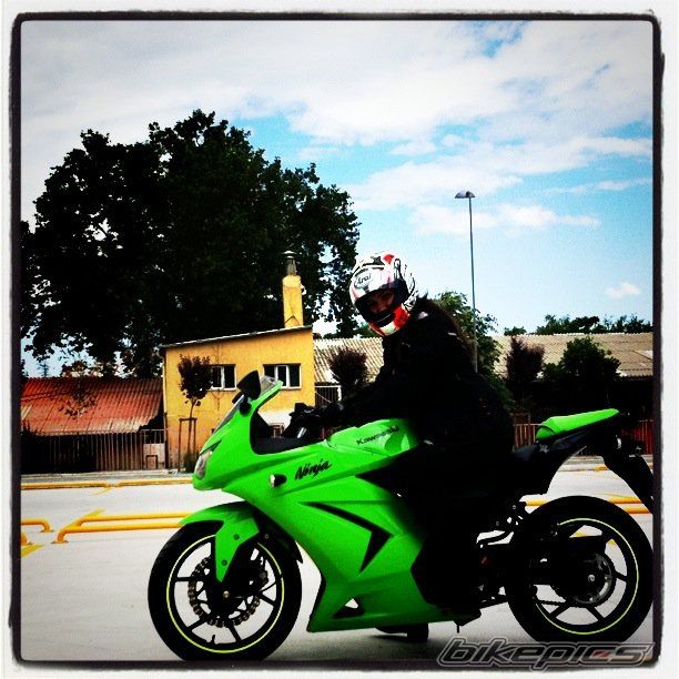 2011 KAWASAKI NINJA 250R | Picture 2239167 motorcycle photo