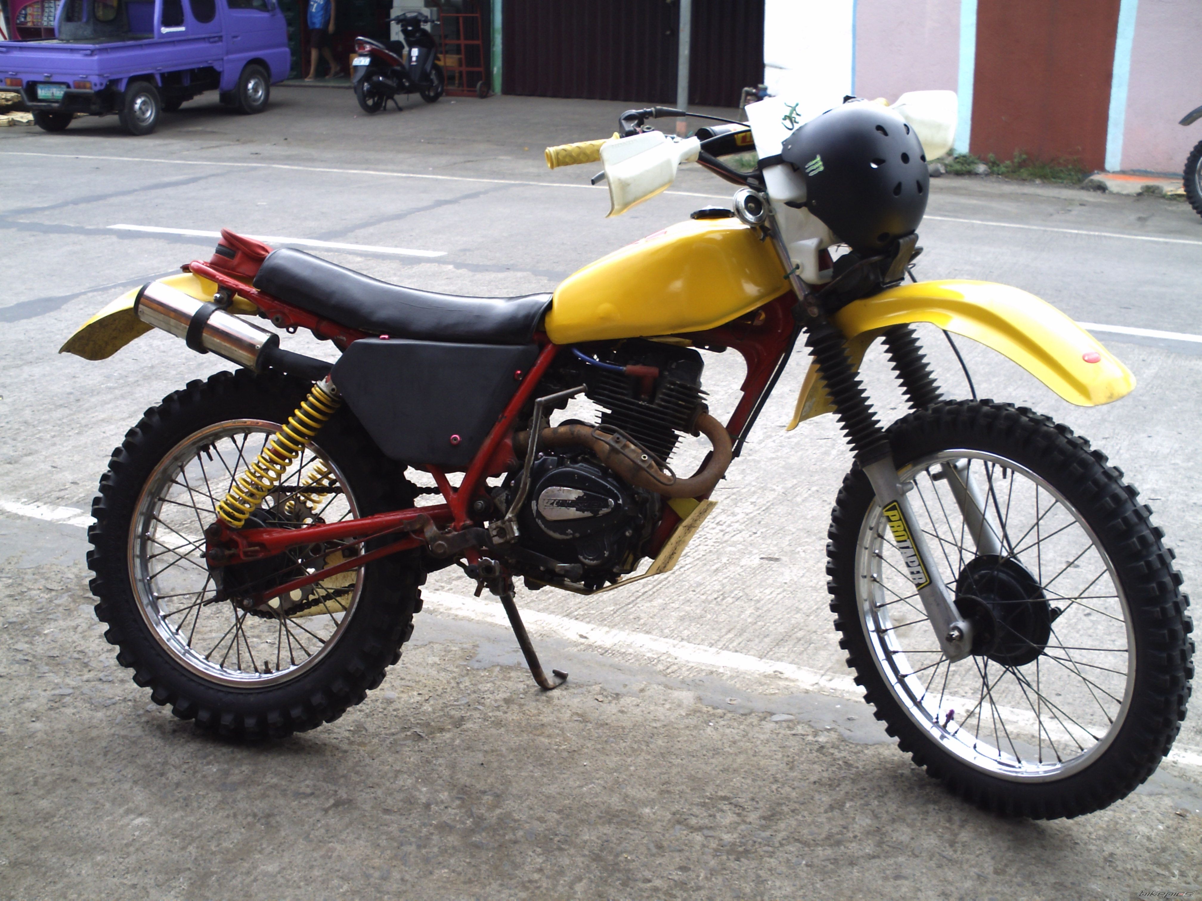 2011 HONDA XL 185 | Picture 2239430 motorcycle photo