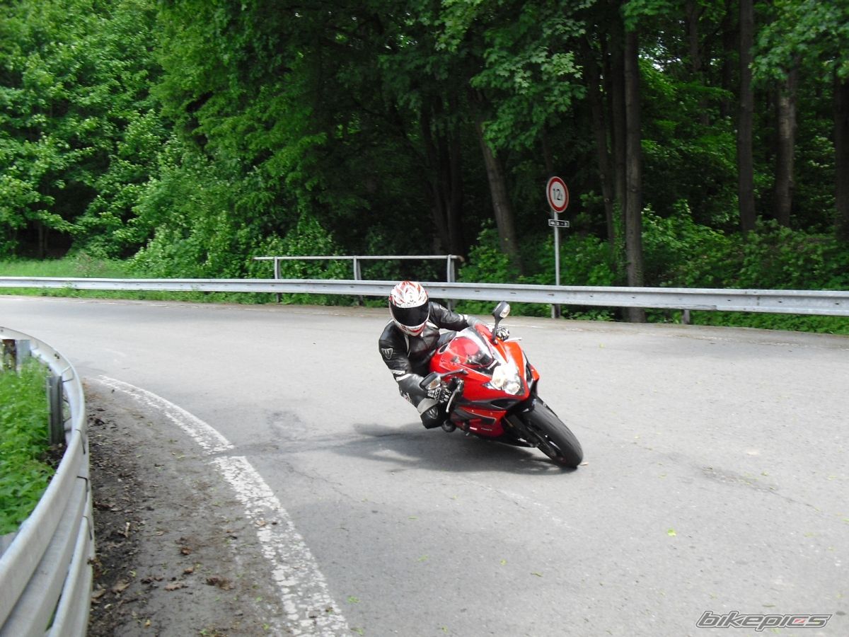2006 SUZUKI GSX R 1000 | Picture 2240718 motorcycle photo