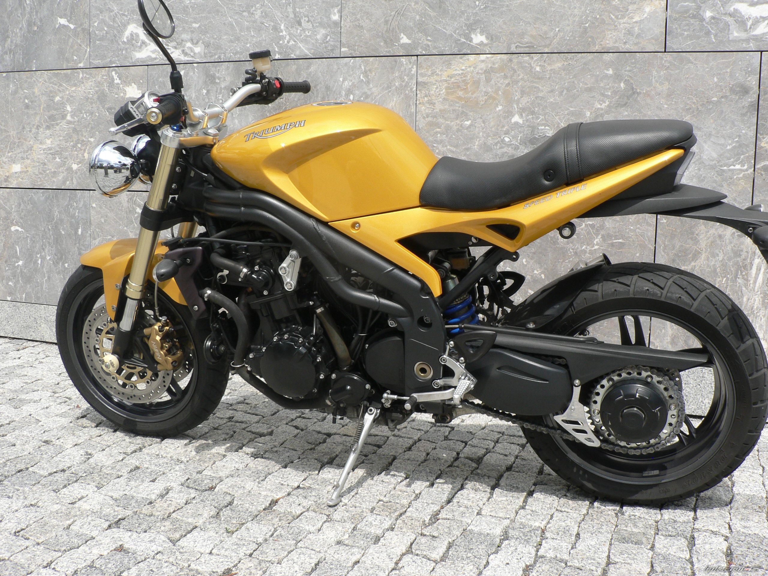 2006 TRIUMPH SPEED TRIPLE | Picture 2240916 motorcycle photo