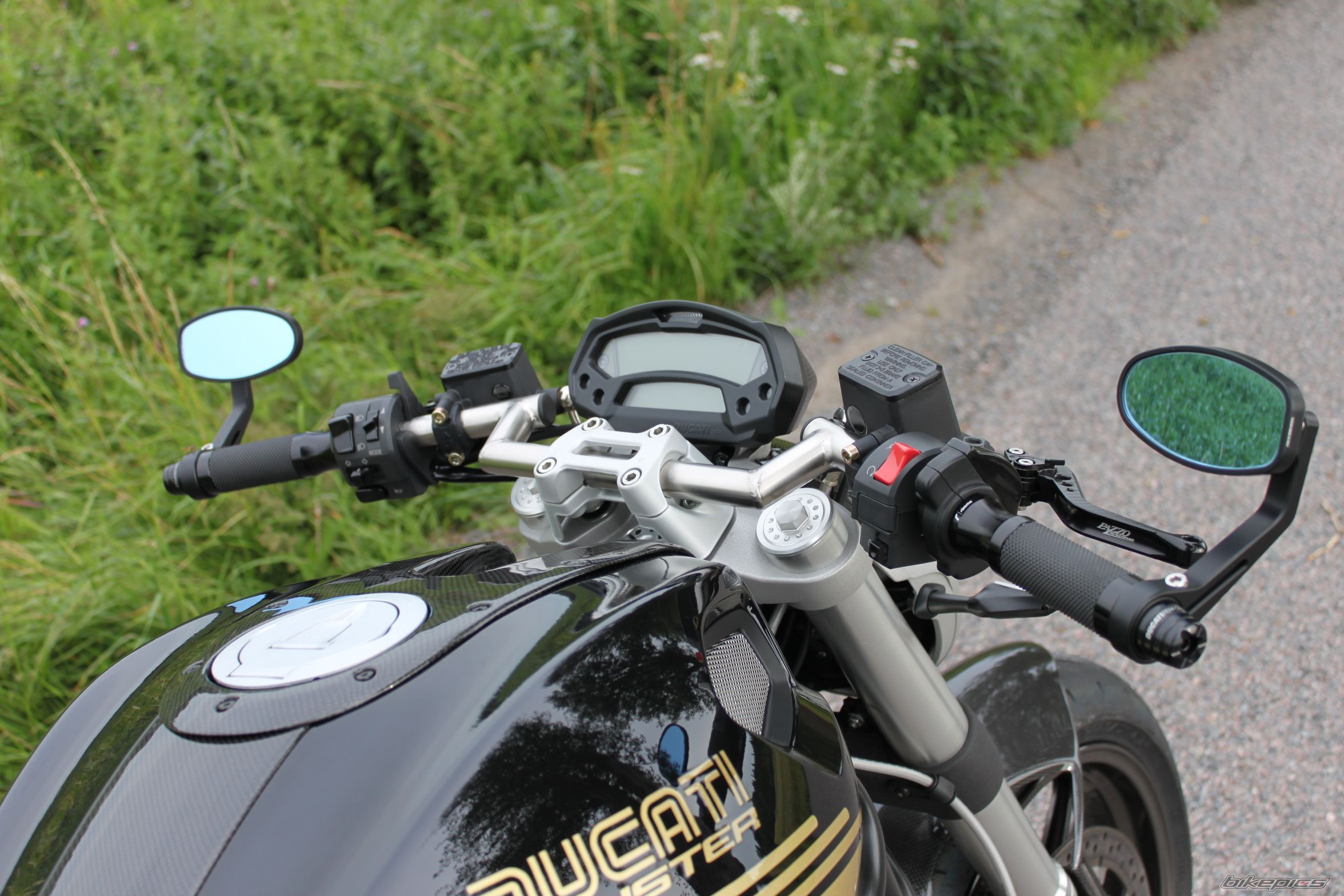 2009 DUCATI MONSTER 696 | Picture 2243292 motorcycle photo