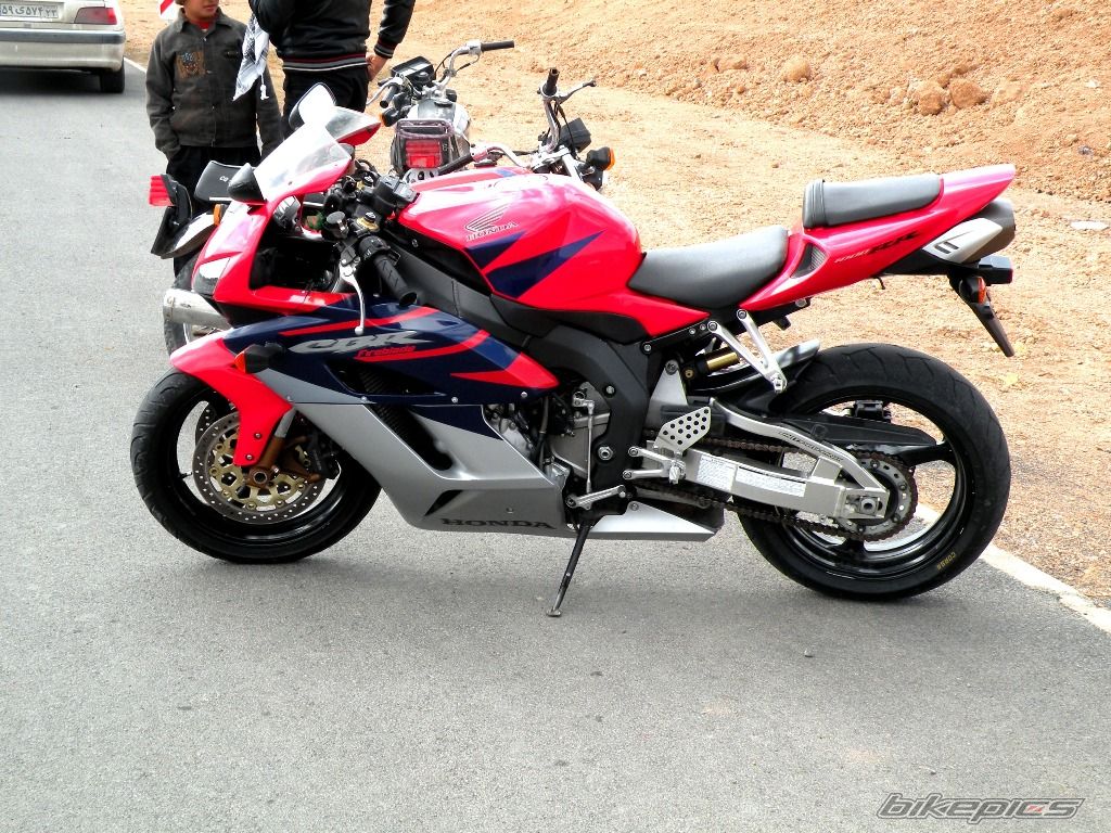 2004 HONDA CBR 1000  RR | Picture 2243846 motorcycle photo