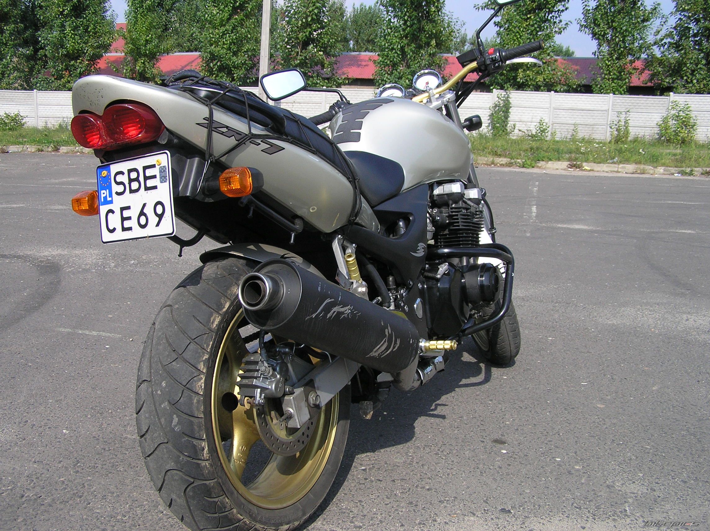 2000 KAWASAKI ZR 7 | Picture 2244293 motorcycle photo