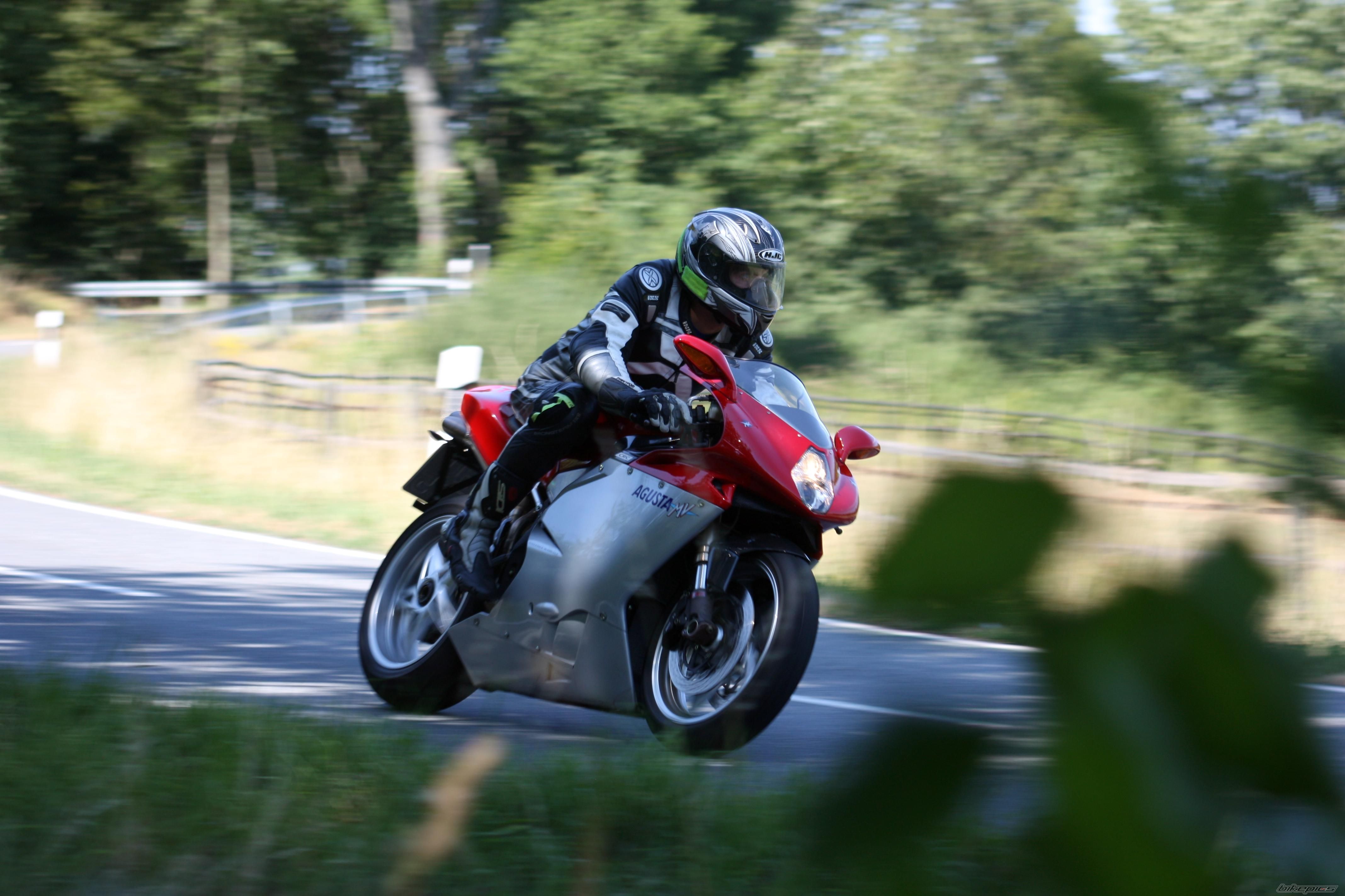 2003 MV AGUSTA F4 750 | Picture 2244504 motorcycle photo