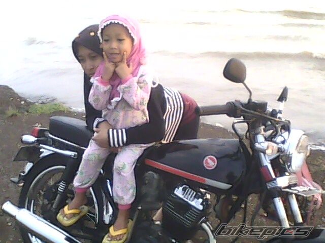 2010 HONDA CB 100 | Picture 2246089 motorcycle photo