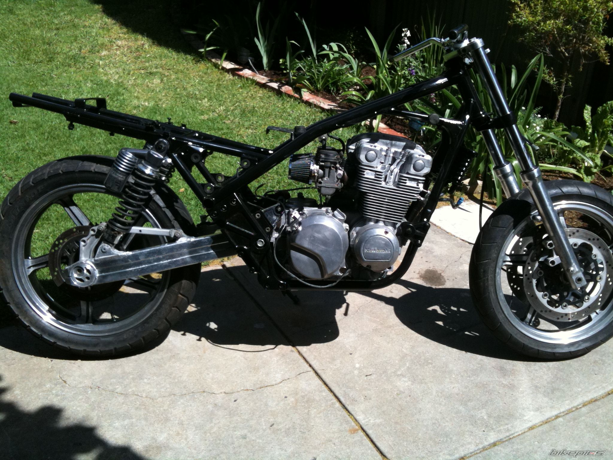 1990 KAWASAKI ZEPHYR 550 | Picture 2246954 motorcycle photo