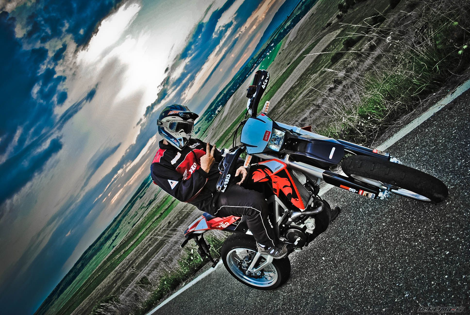2007 APRILIA SXV | Picture 2247123 motorcycle photo