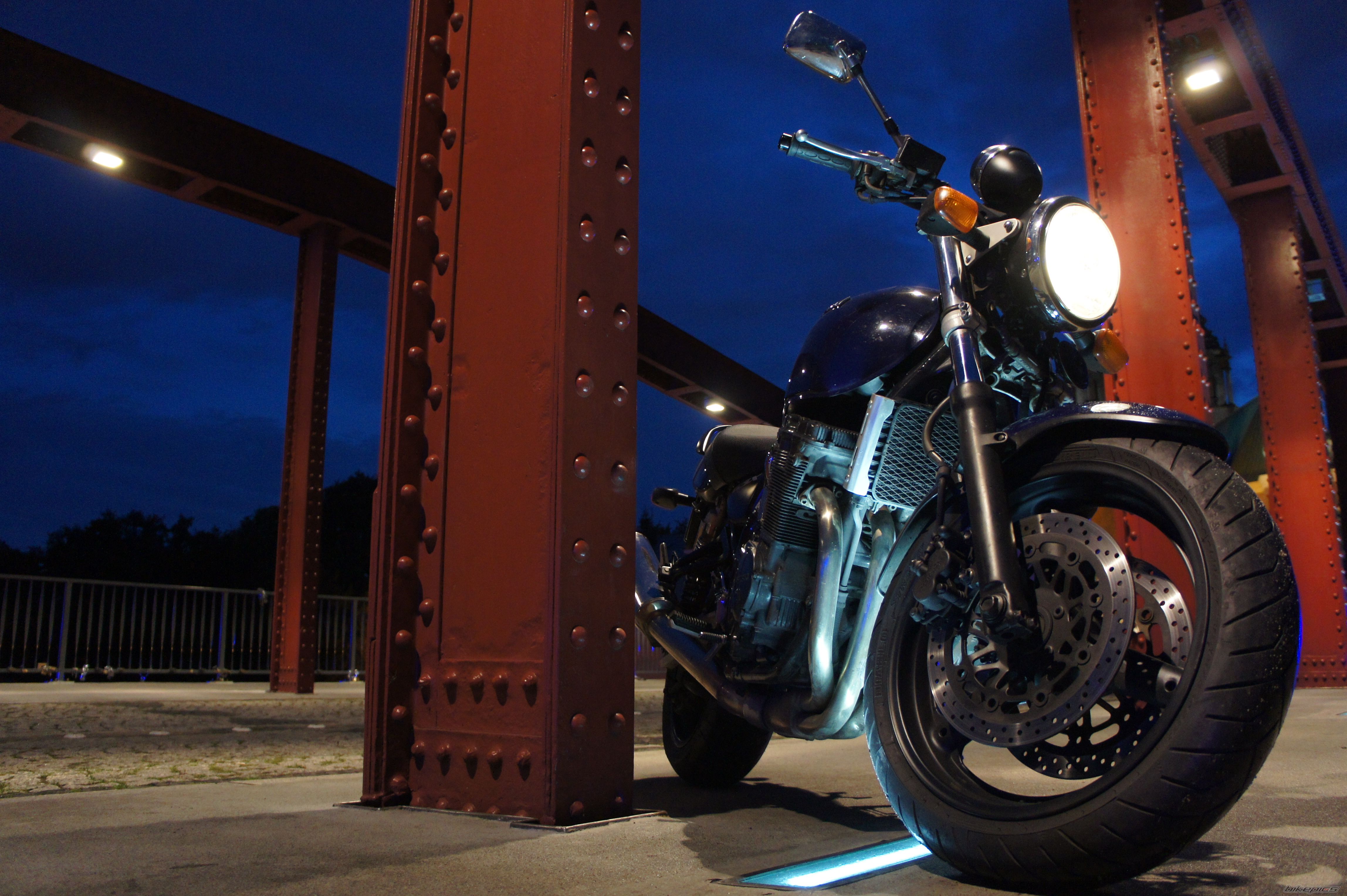 2000 SUZUKI GSX 750 | Picture 2247326 motorcycle photo