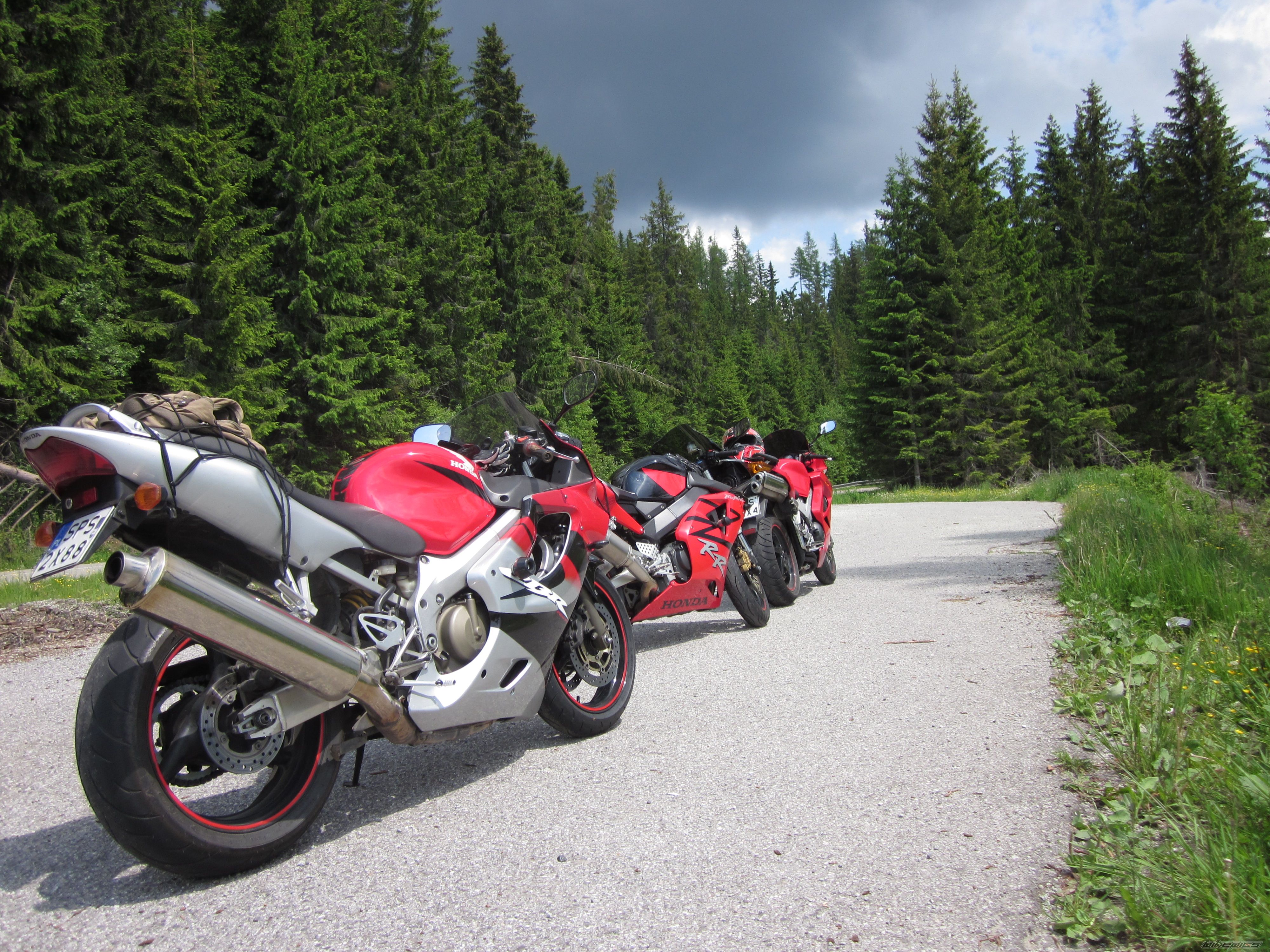 2004 HONDA CBR 600 | Picture 2247798 motorcycle photo