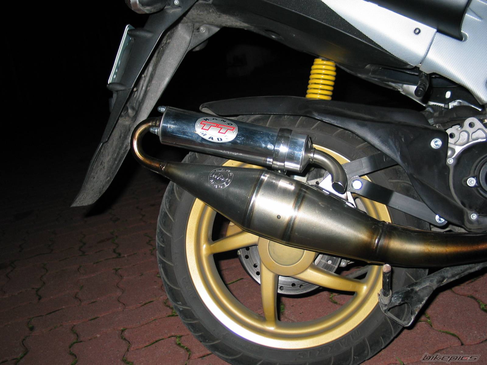 2004 APRILIA SR 50 | Picture 224911 motorcycle photo