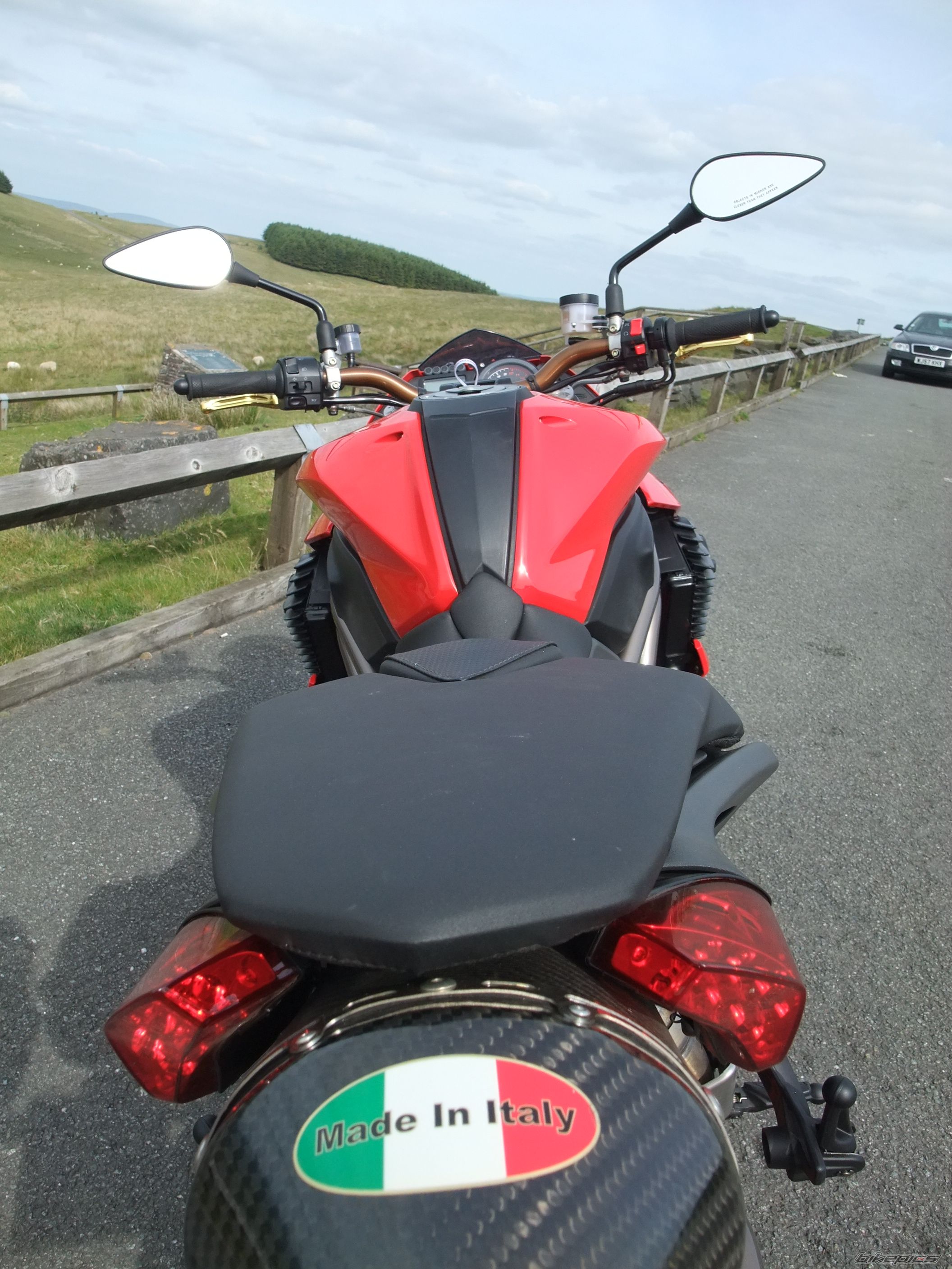 2010 BENELLI TNT R160 | Picture 2249291 motorcycle photo