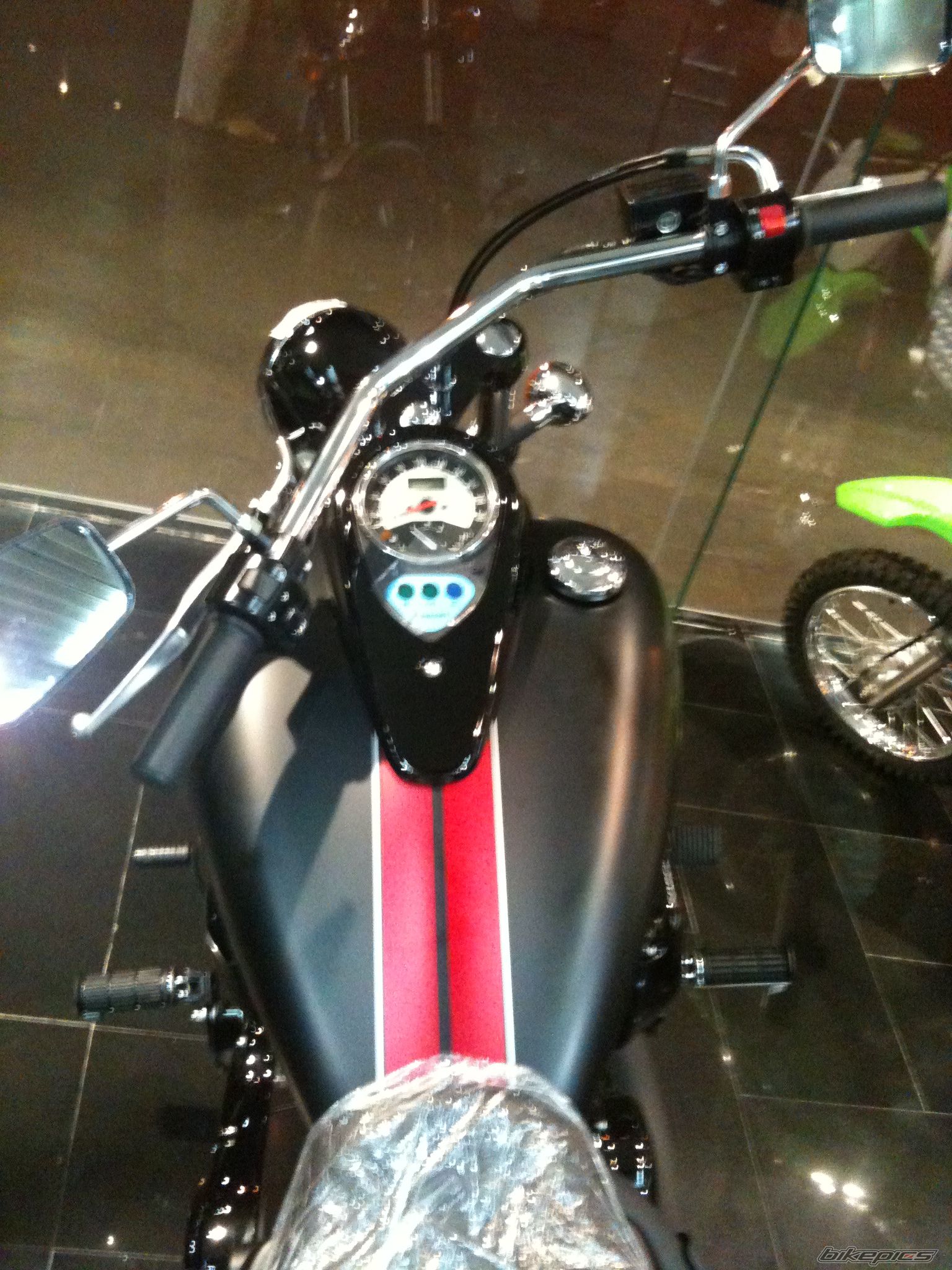 2011 KAWASAKI VULCAN 900 | Picture 2249307 motorcycle photo