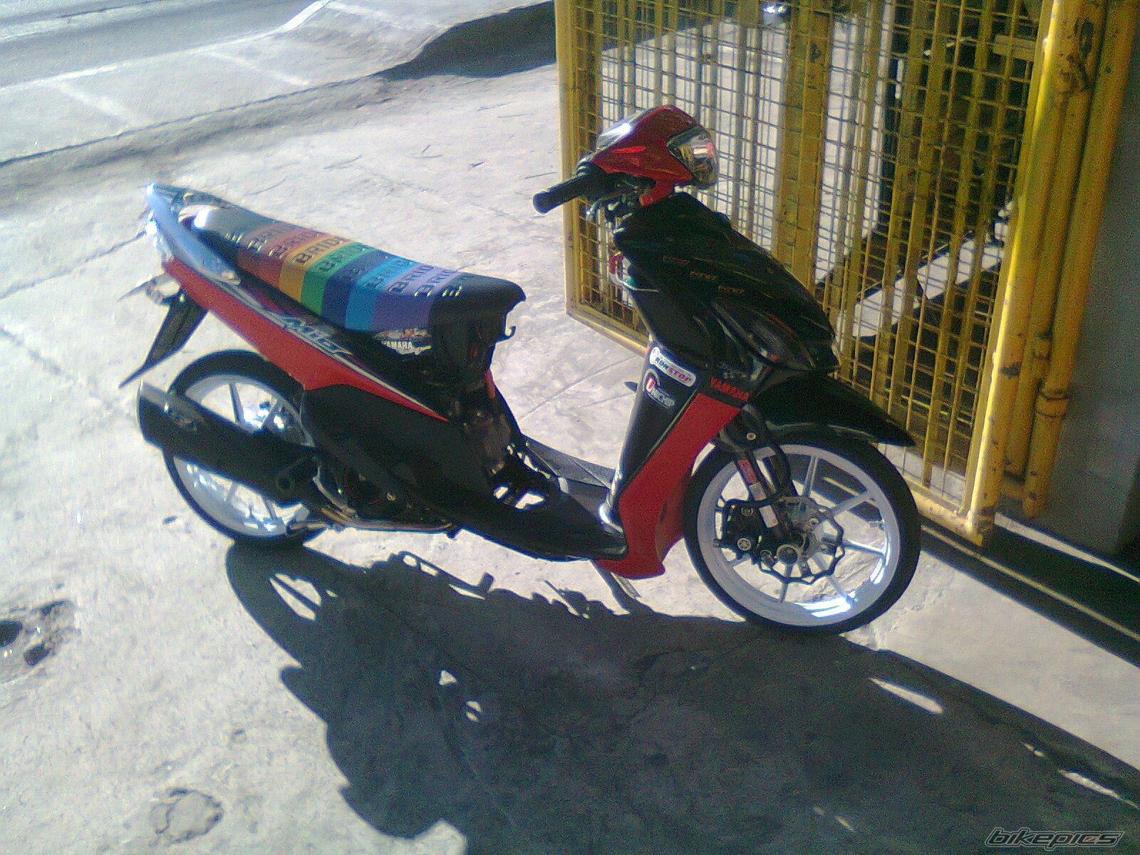 2009 YAMAHA MIO | Picture 2249357 motorcycle photo