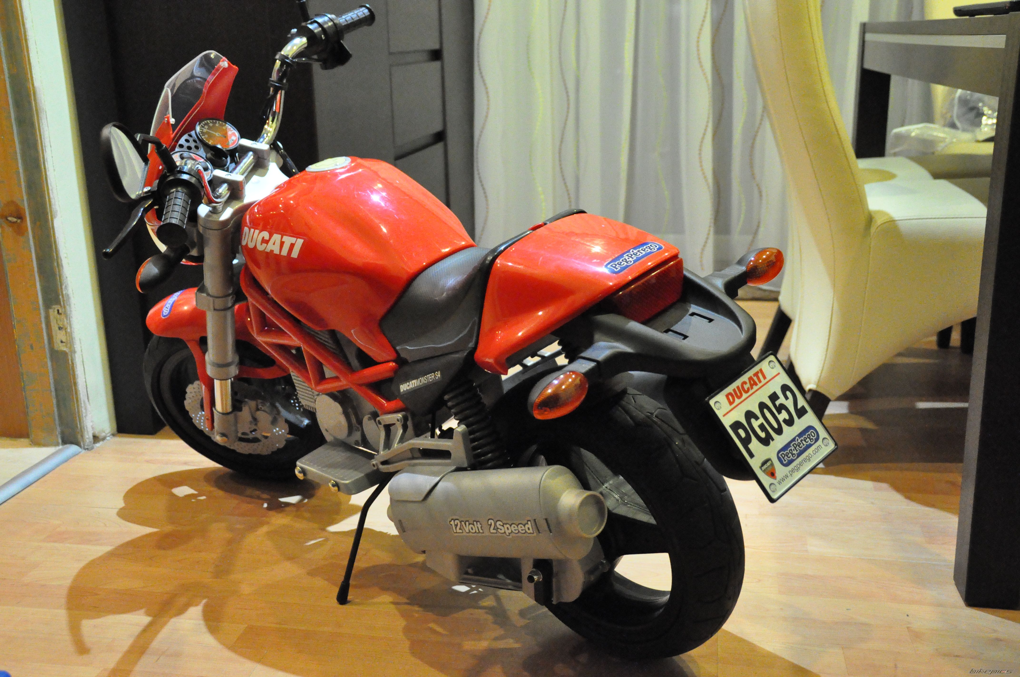 2011 DUCATI MONSTER S4 | Picture 2251406 motorcycle photo