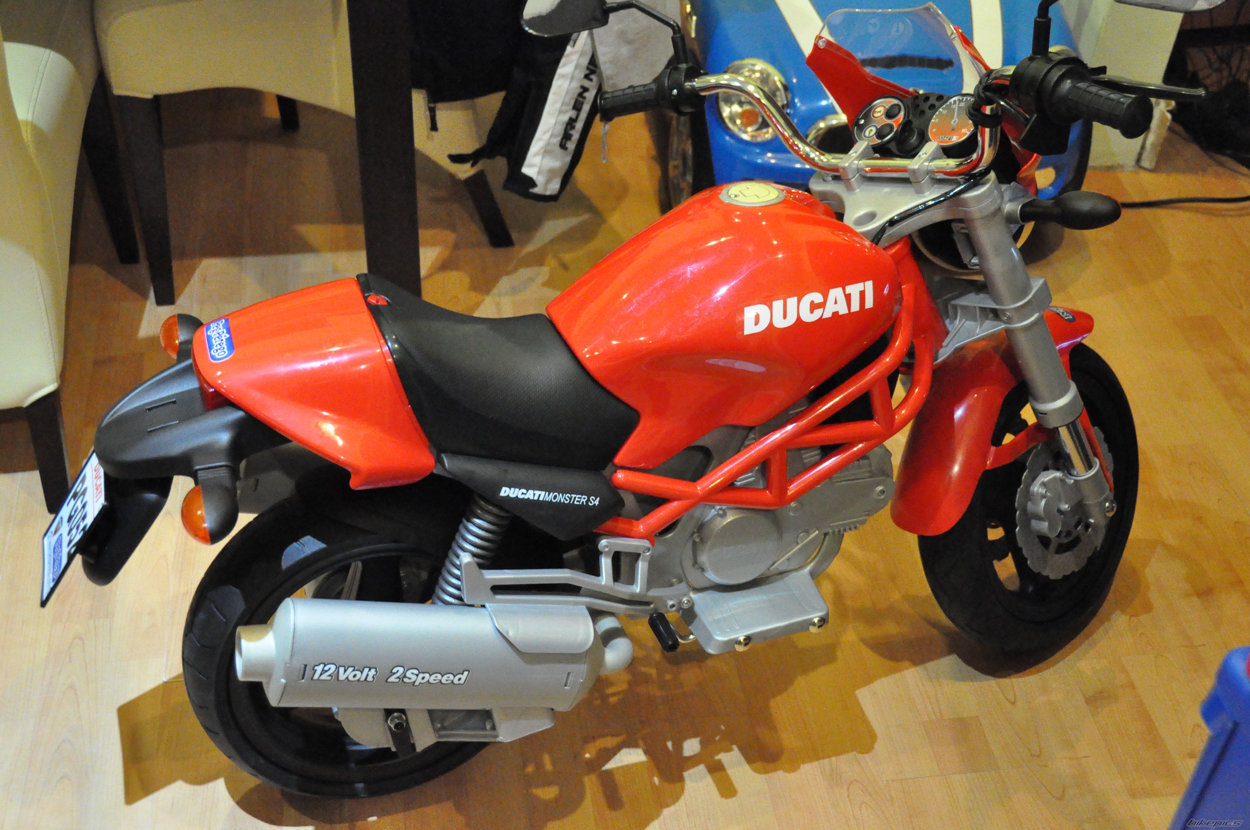 2011 DUCATI MONSTER S4 | Picture 2251412 motorcycle photo