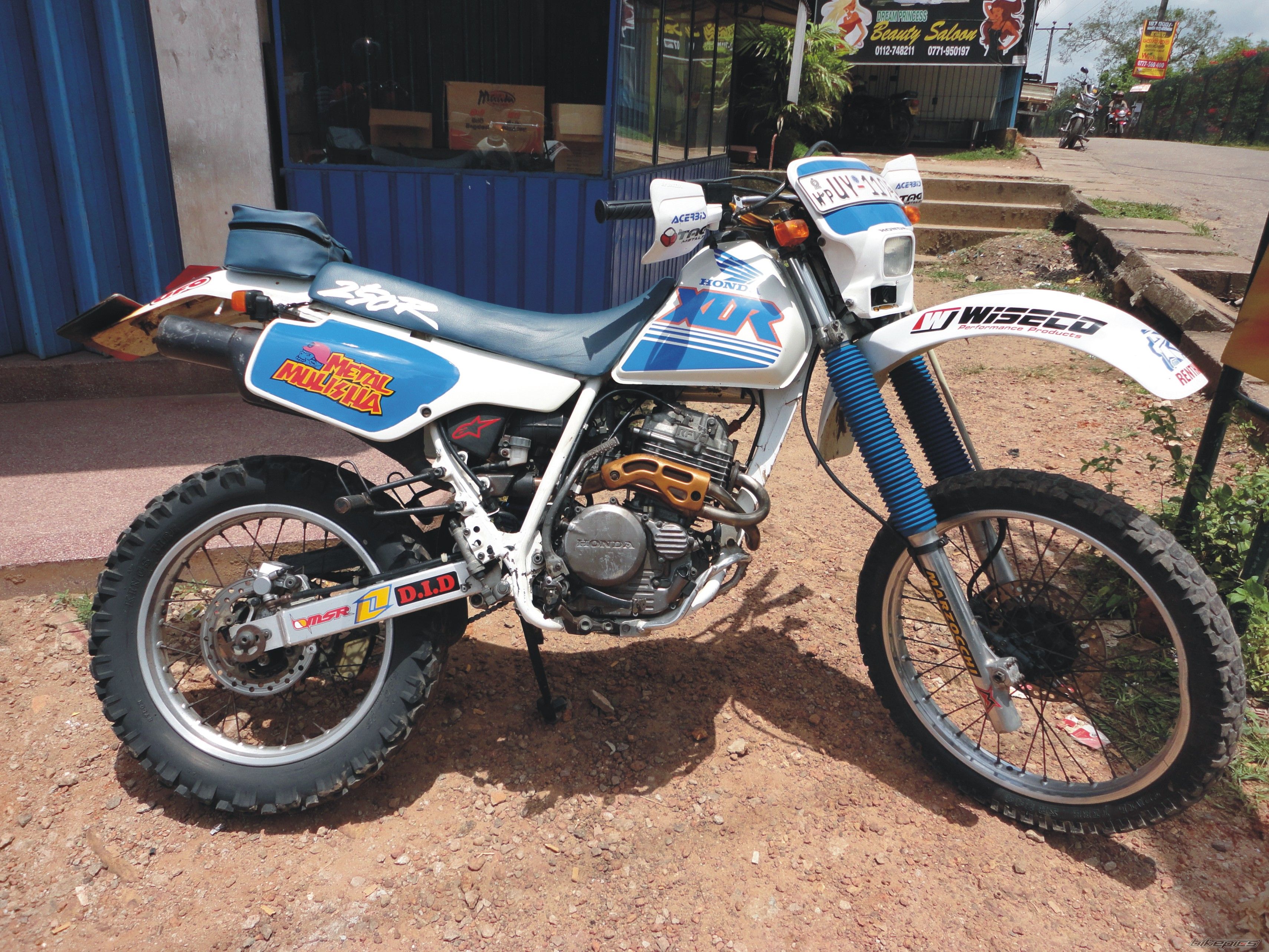 1995 HONDA XLR 250 | Picture 2252628 motorcycle photo