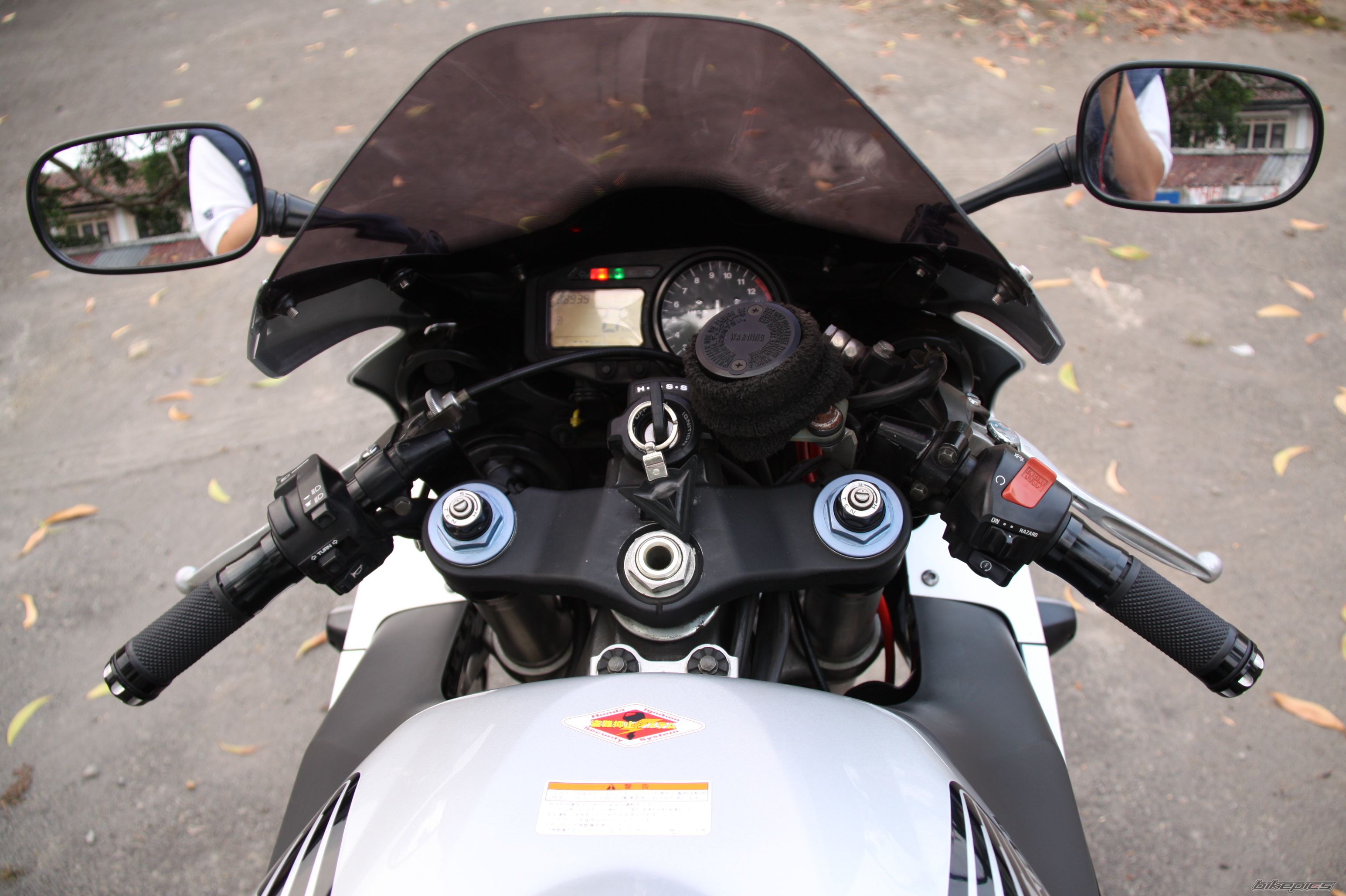 2004 HONDA CBR 954RR | Picture 2253254 motorcycle photo