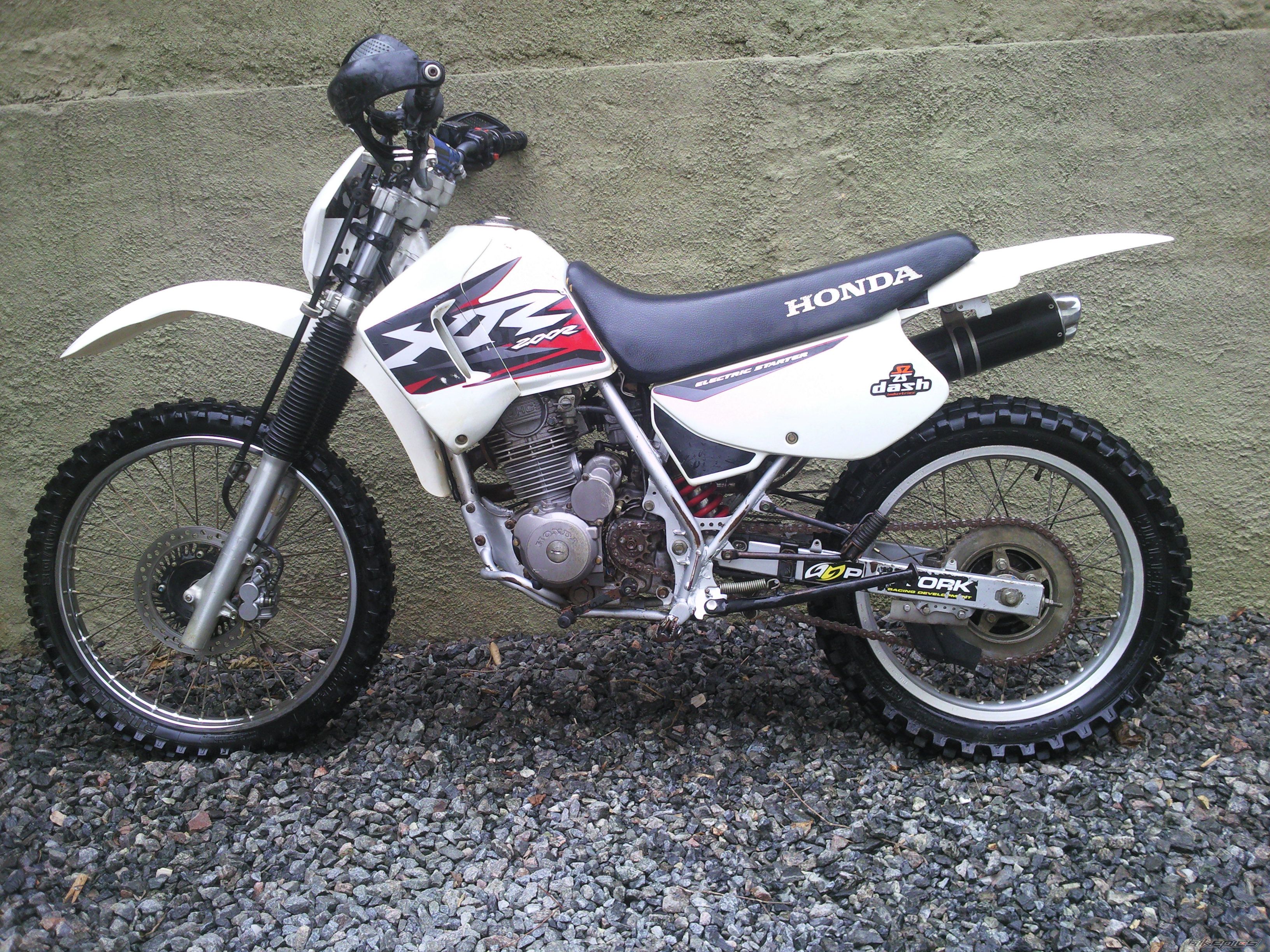 2004 HONDA XR 200 | Picture 2254961 motorcycle photo