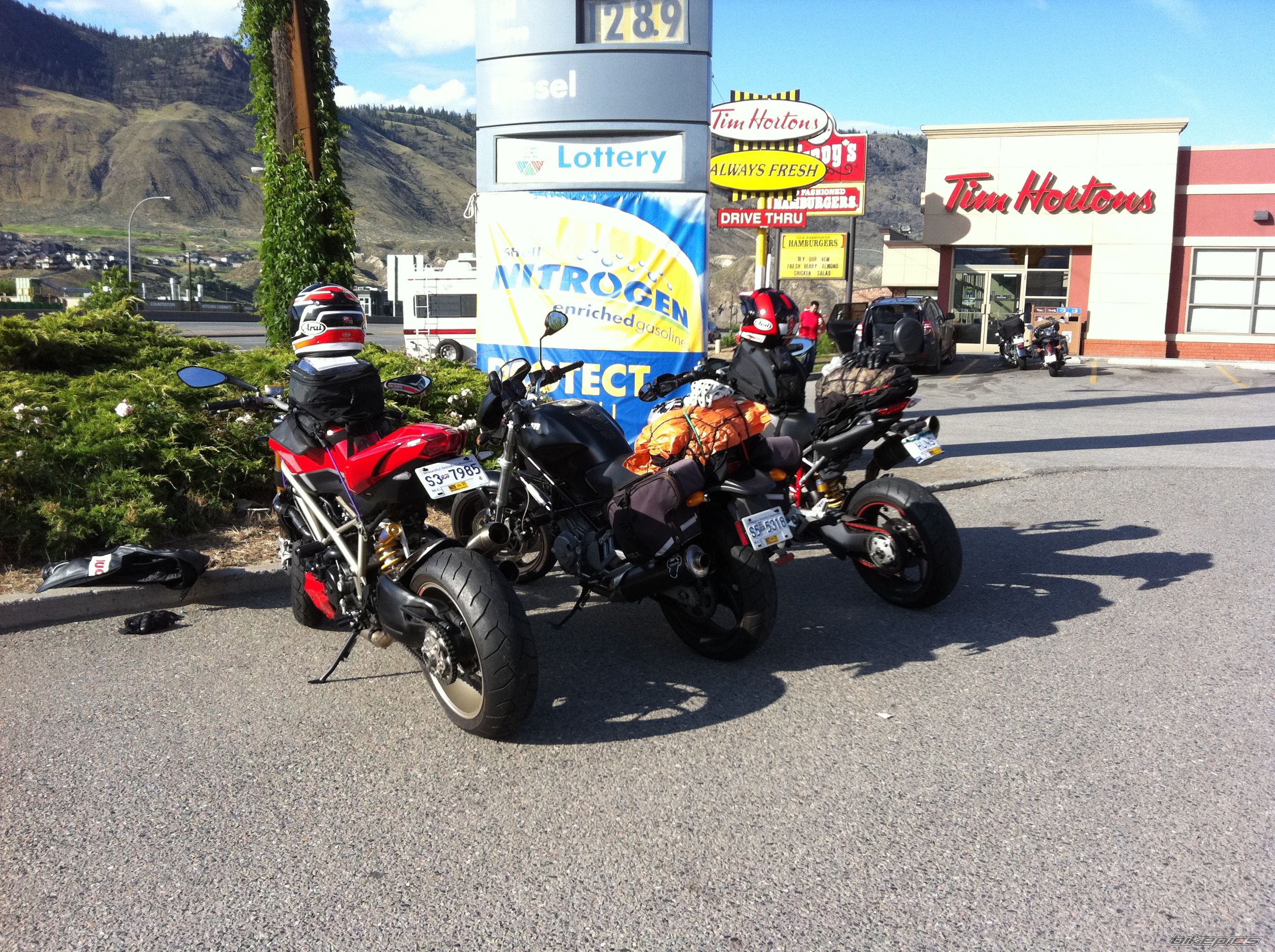 2010 DUCATI STREETFIGHTER | Picture 2255351 motorcycle photo