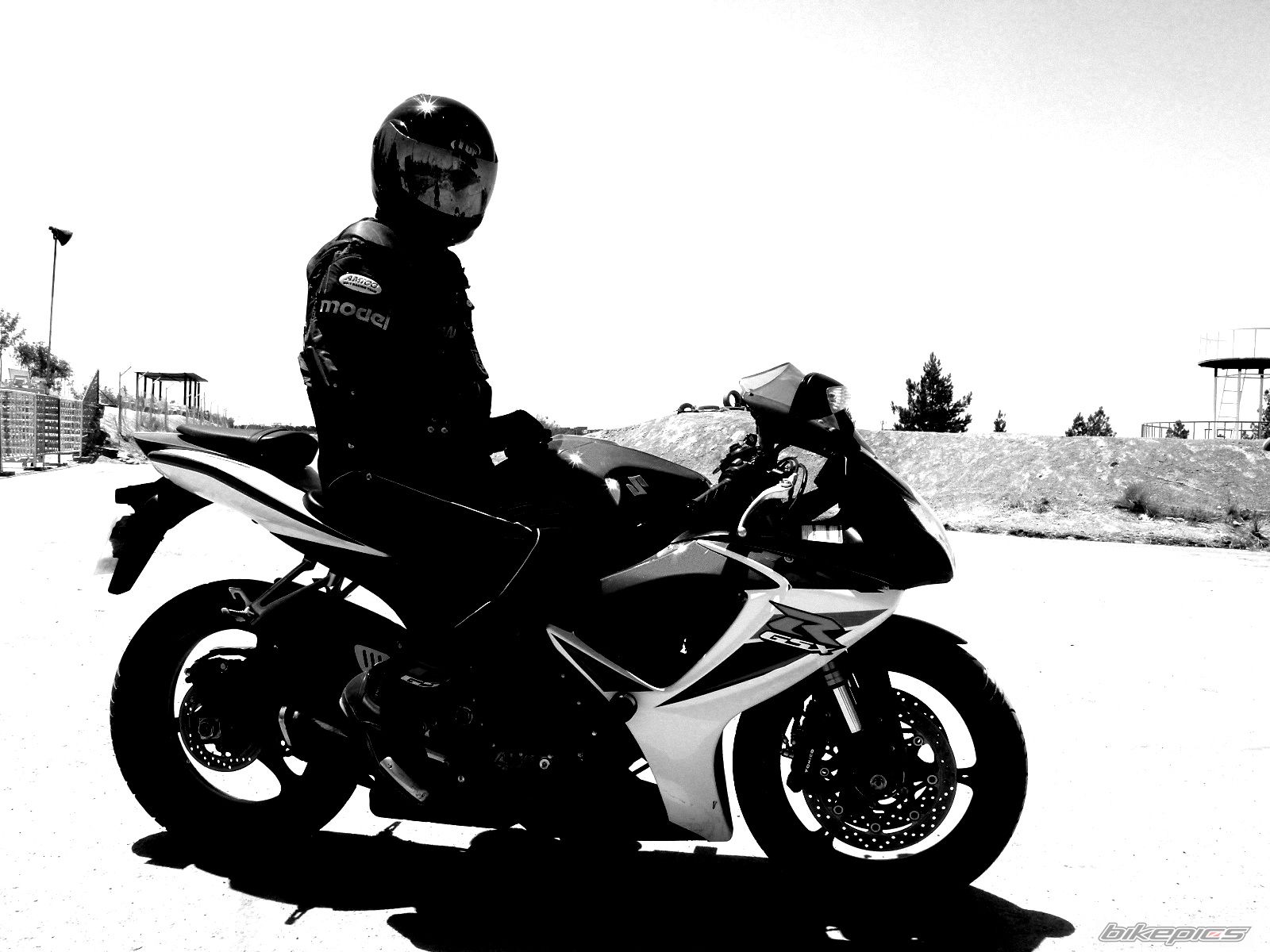 2006 SUZUKI GSX R 600 | Picture 2255784 motorcycle photo