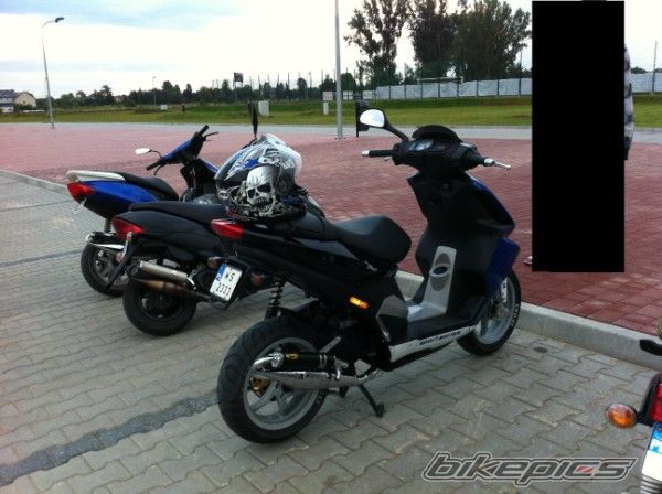 2005 PIAGGIO NRG | Picture 2256278 motorcycle photo
