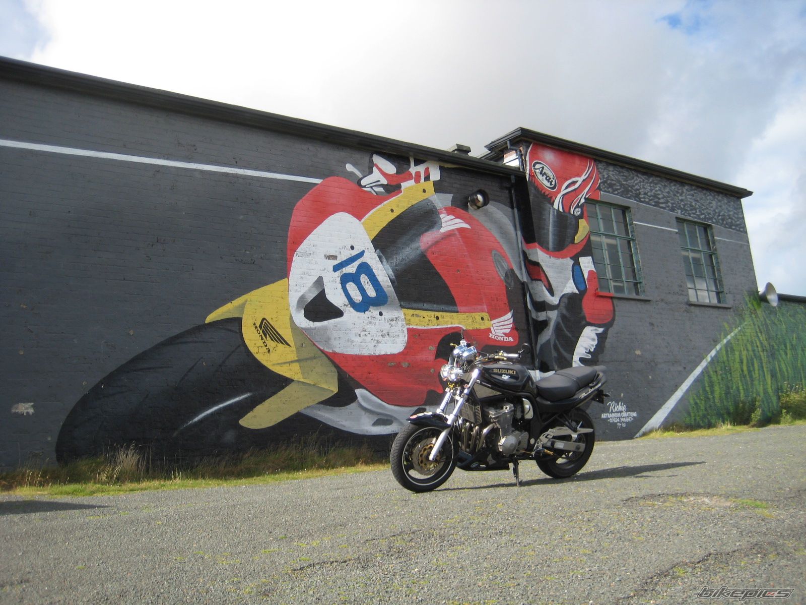 1999 SUZUKI BANDIT 600 | Picture 2256576 motorcycle photo