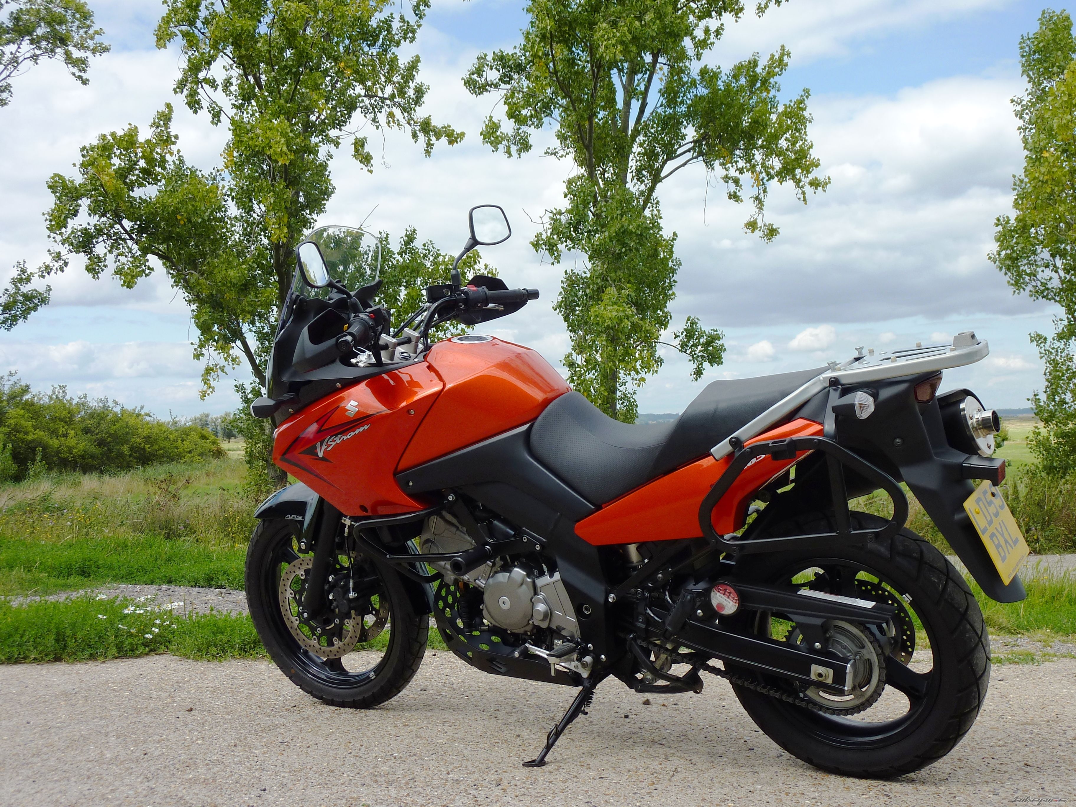 2010 SUZUKI DL 650 | Picture 2257071 motorcycle photo