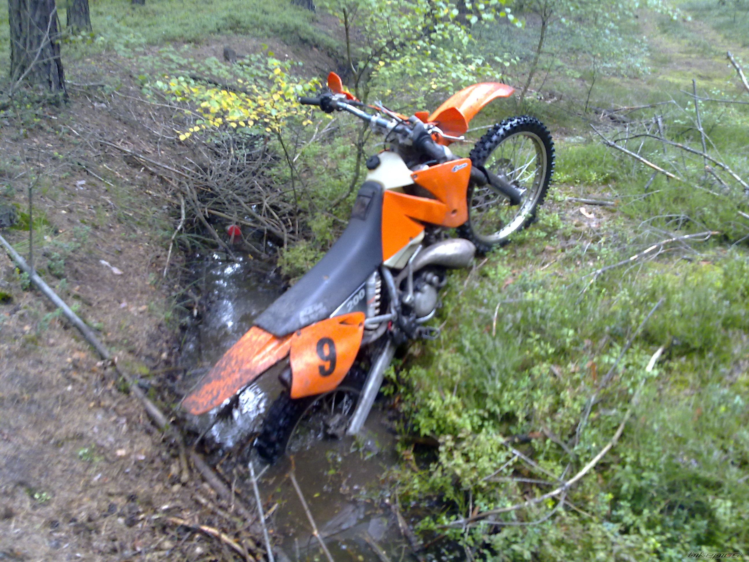 2001 KTM 200 EXC | Picture 2259379 motorcycle photo