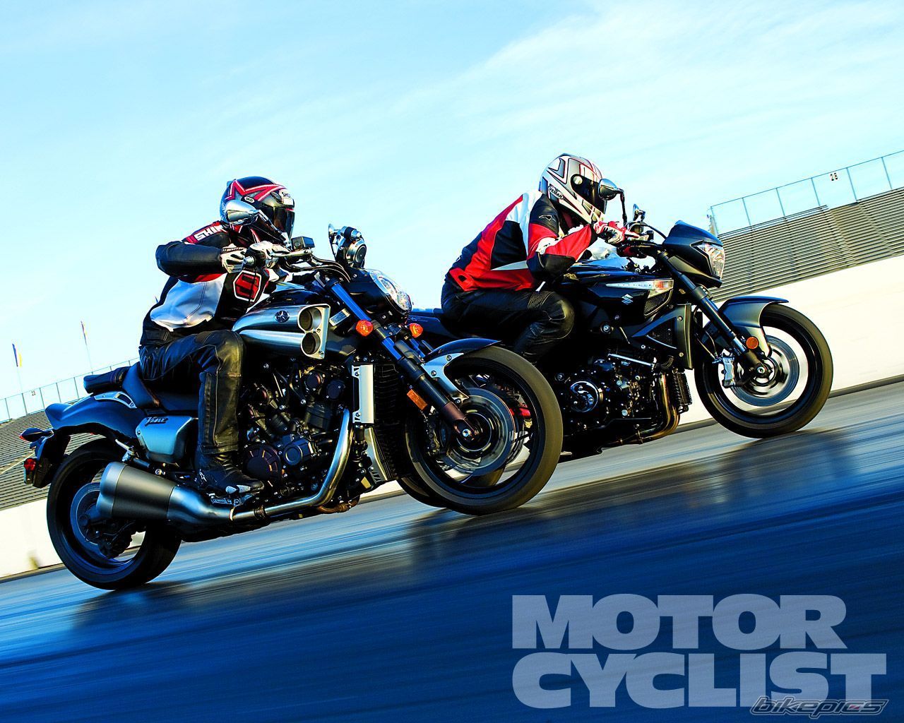 2011 YAMAHA VMAX 1700 | Picture 2260023 motorcycle photo