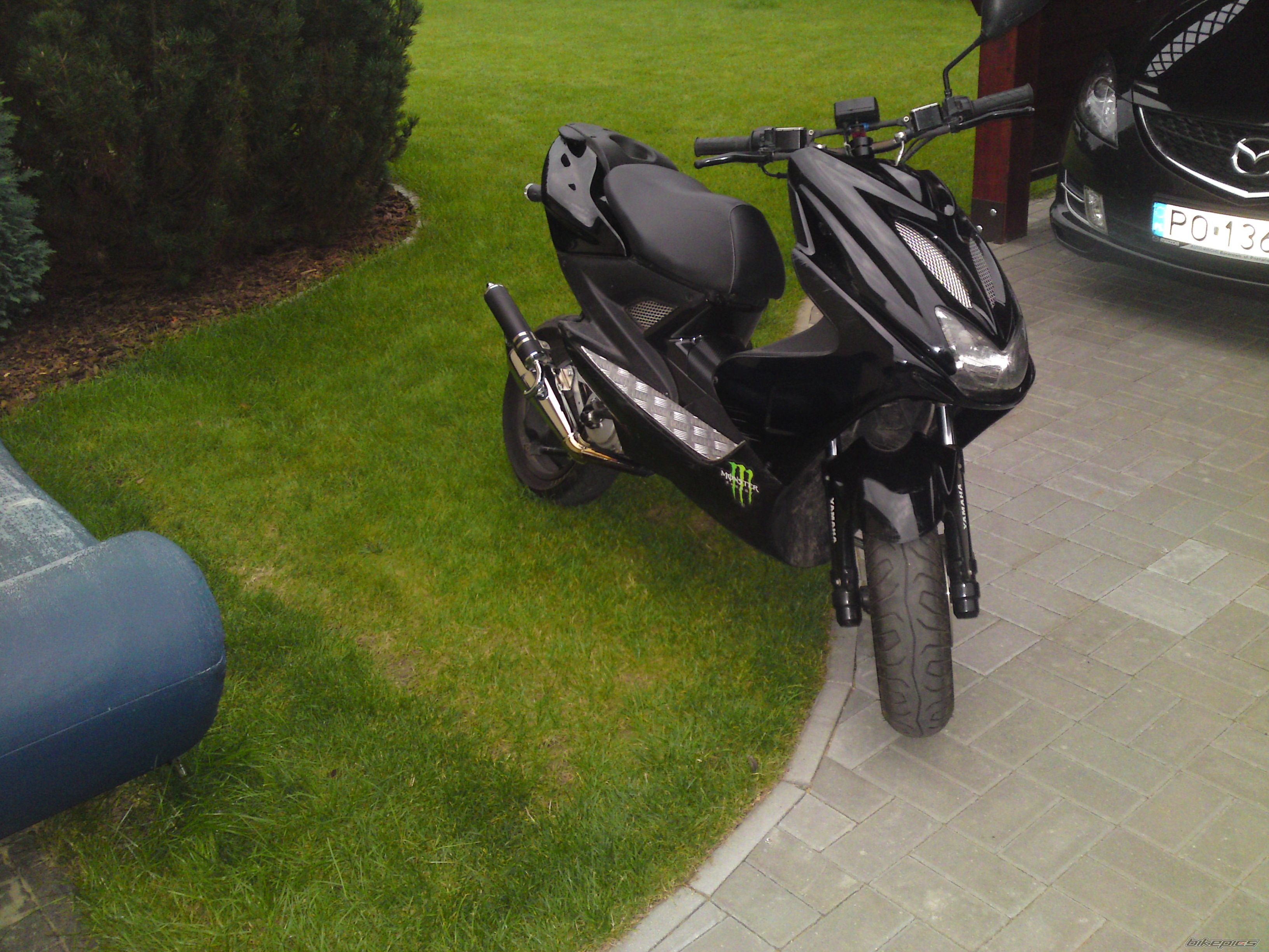 2010 YAMAHA AEROX 50 | Picture 2260308 motorcycle photo