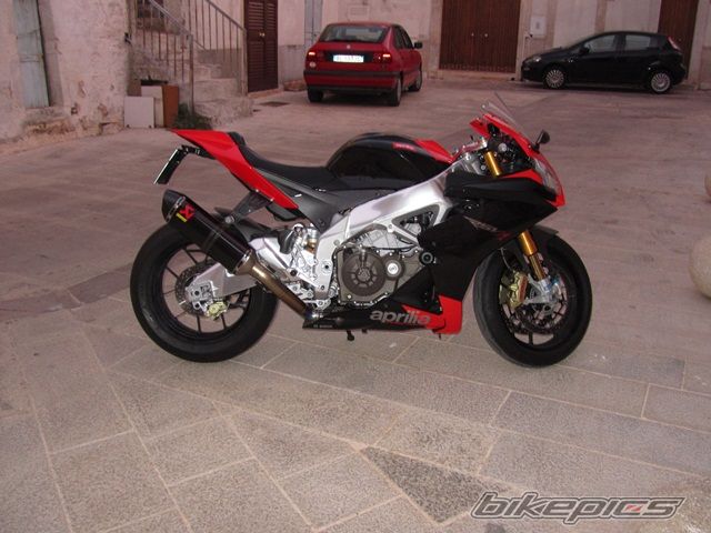 2011 APRILIA RSV4 | Picture 2261647 motorcycle photo