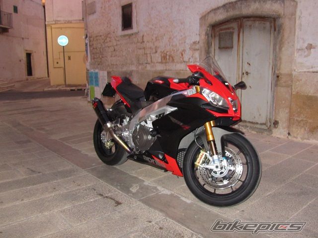 2011 APRILIA RSV4 | Picture 2261658 motorcycle photo