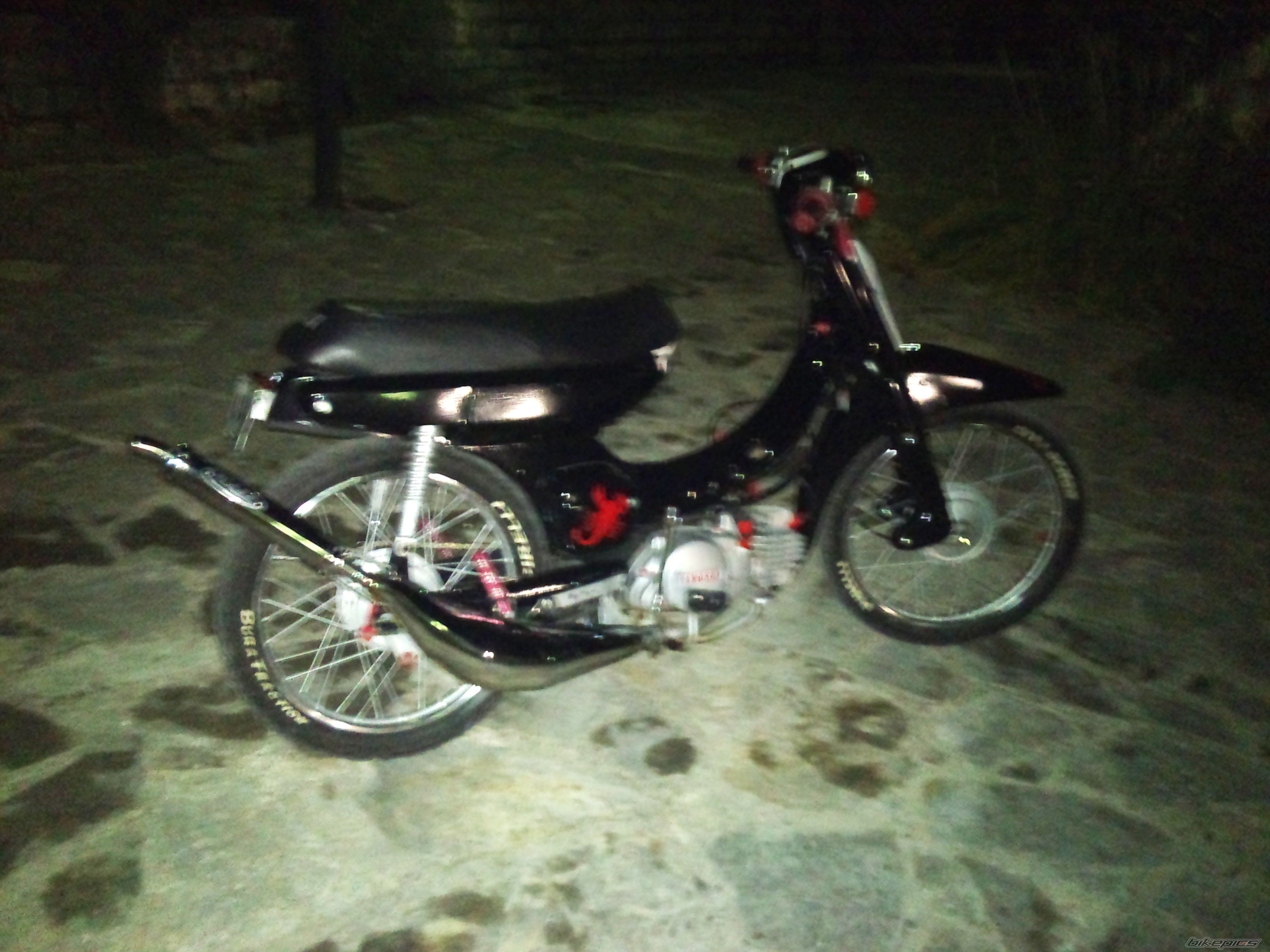 2011 YAMAHA V80 | Picture 2261723 motorcycle photo
