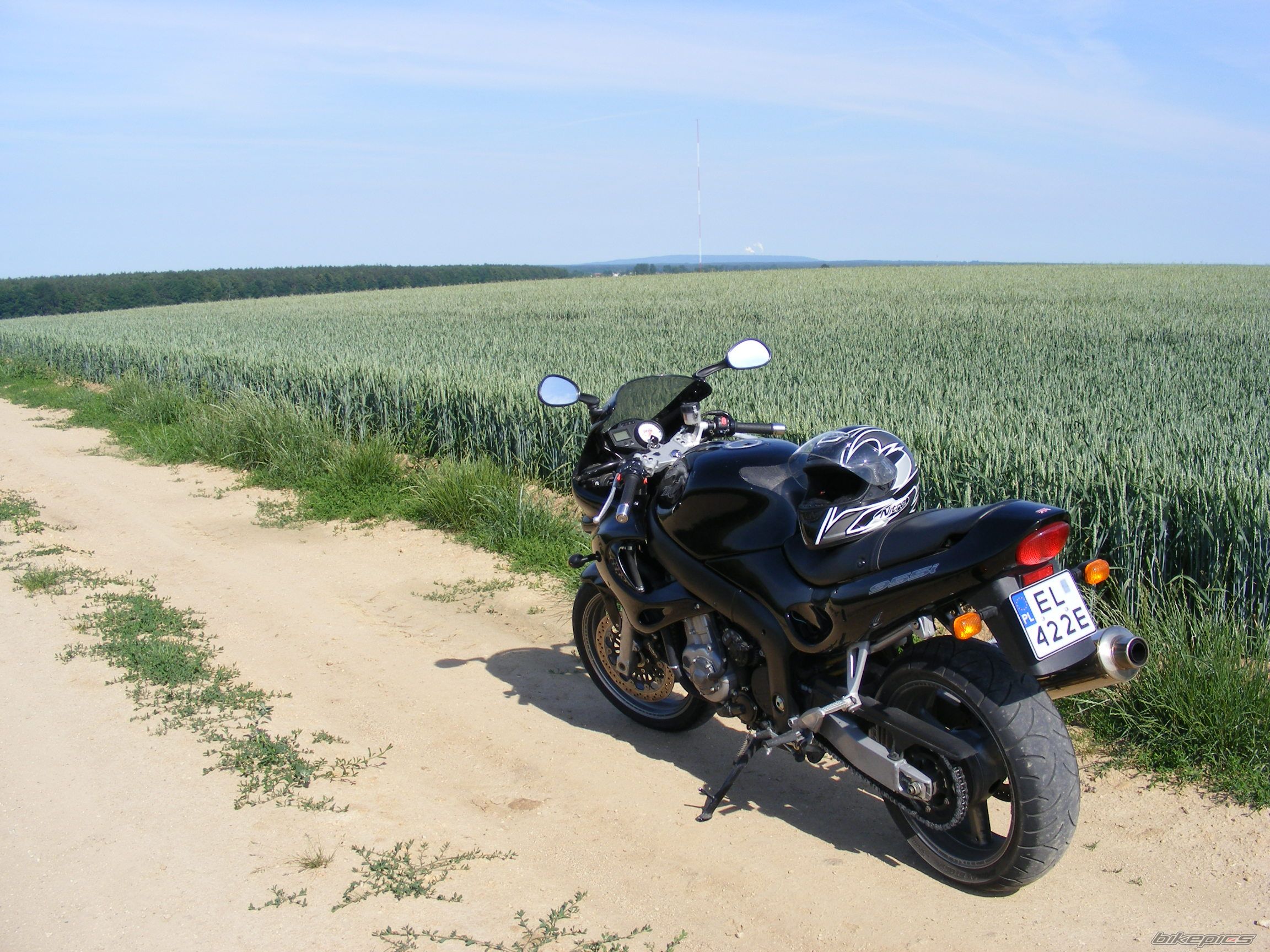 2001 TRIUMPH SPRINT RS | Picture 2261764 motorcycle photo