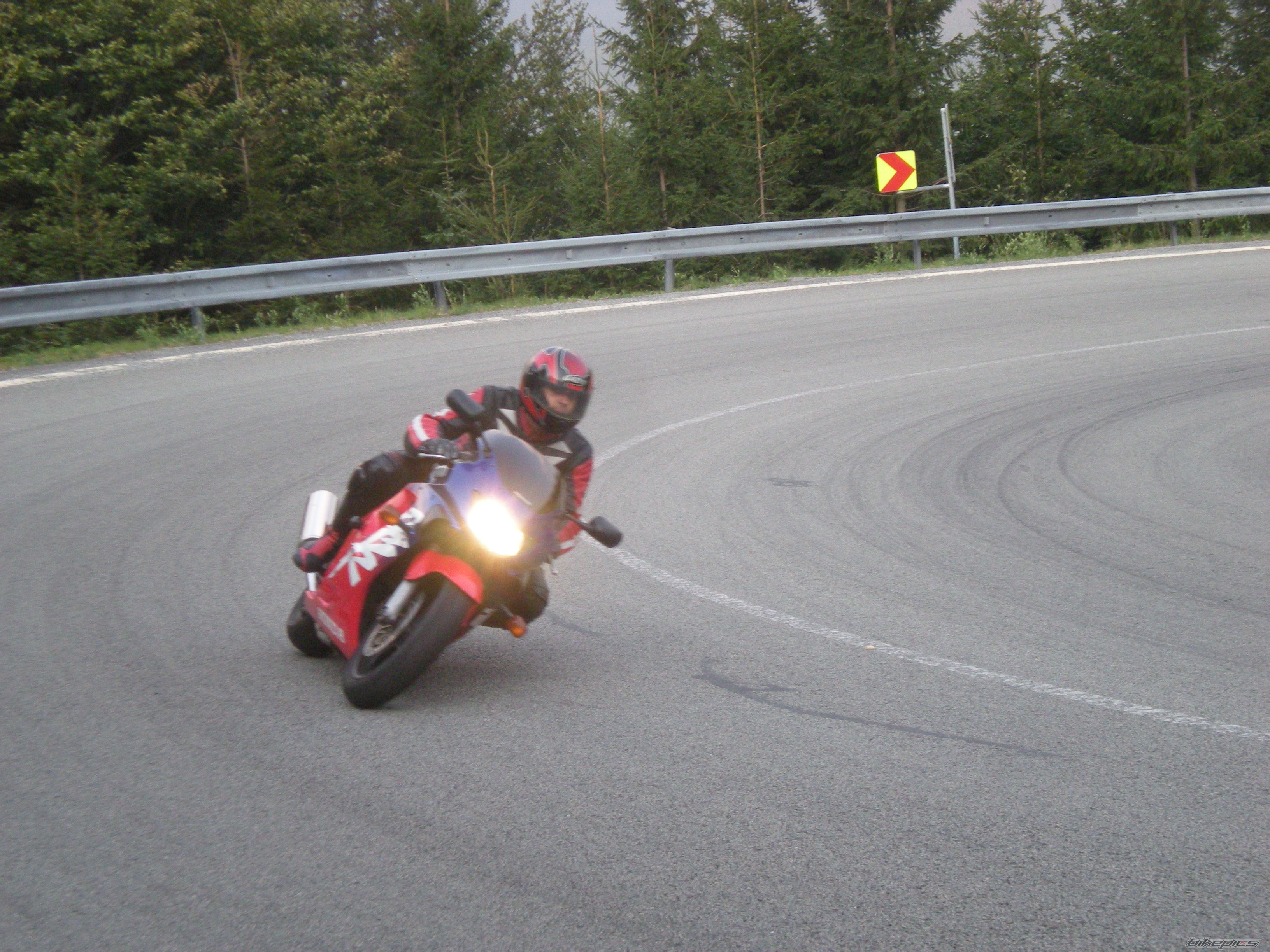 2000 HONDA CBR 600 | Picture 2264092 motorcycle photo