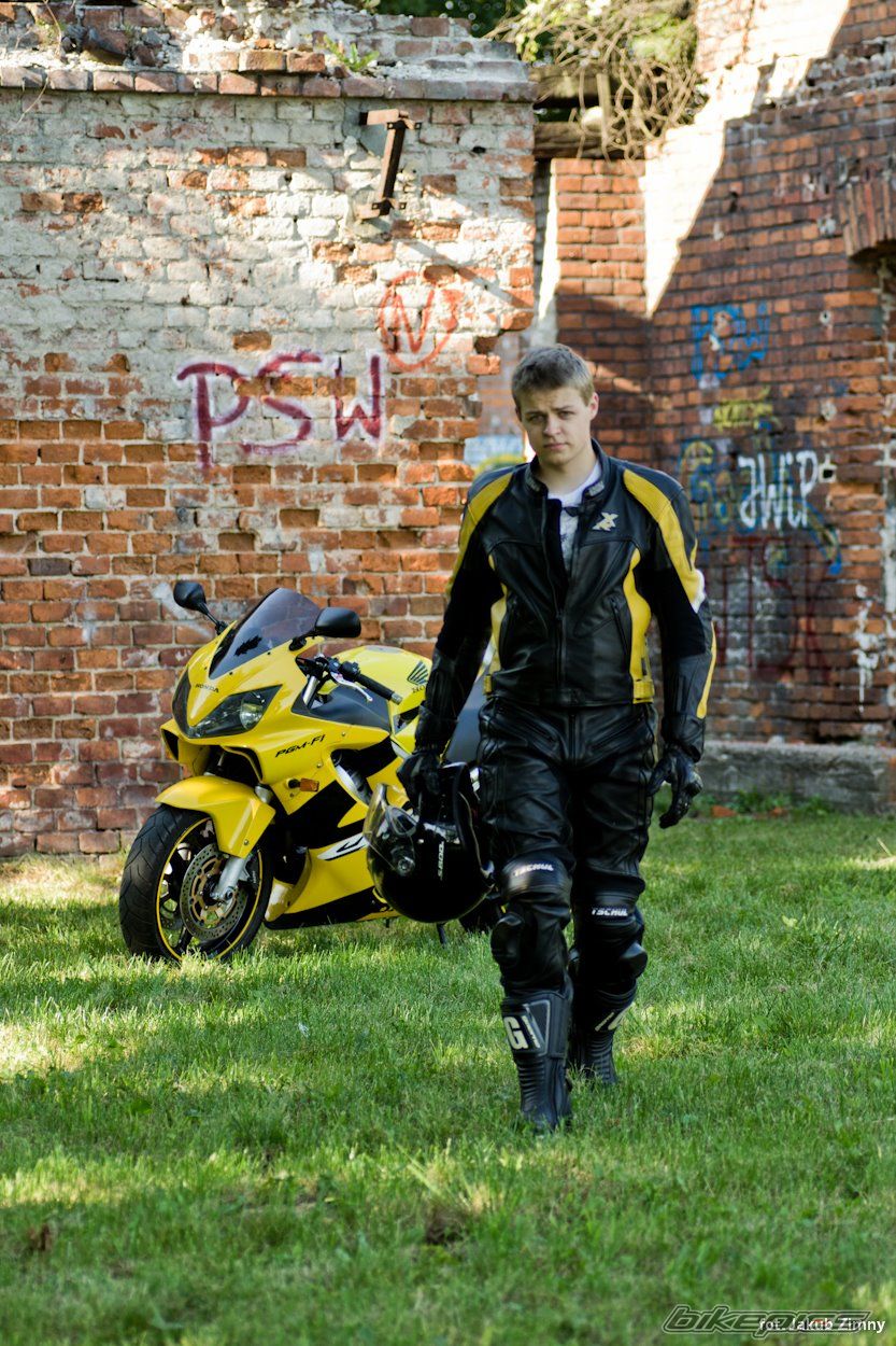 2001 HONDA CBR 600 | Picture 2268755 motorcycle photo