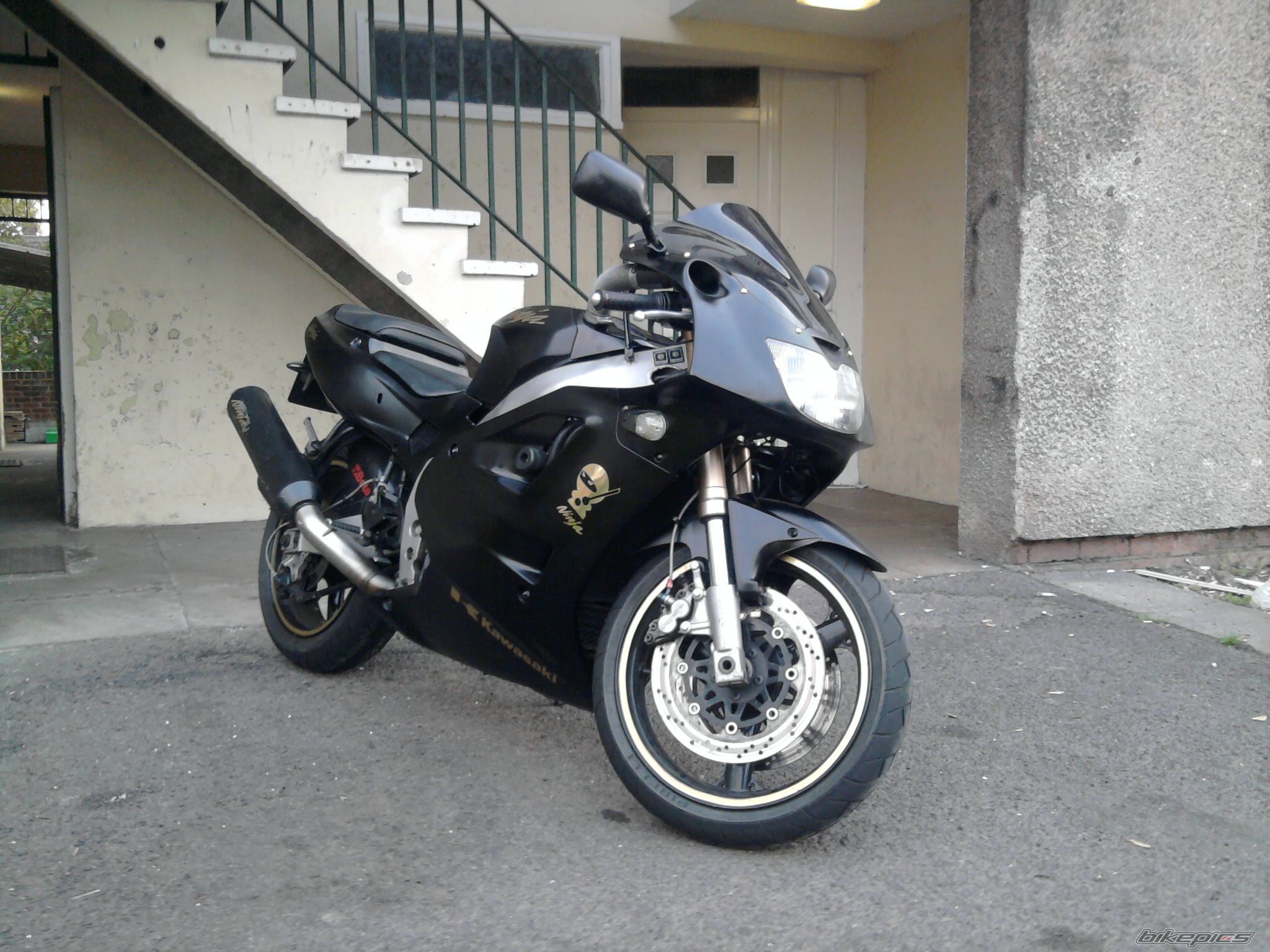1994 KAWASAKI ZXR 400 | Picture 2268927 motorcycle photo