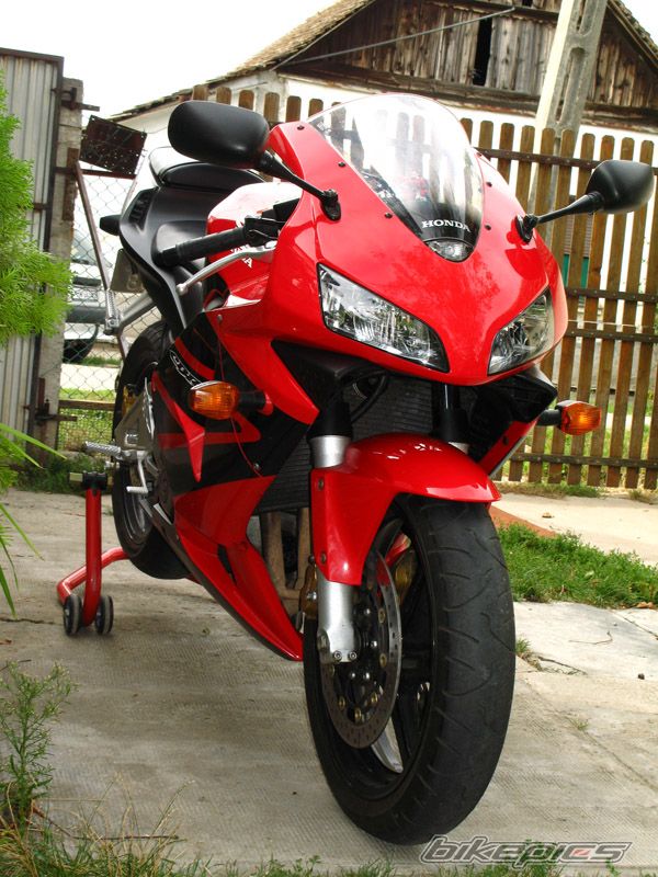 2004 HONDA CBR 600 RR | Picture 2269069 motorcycle photo