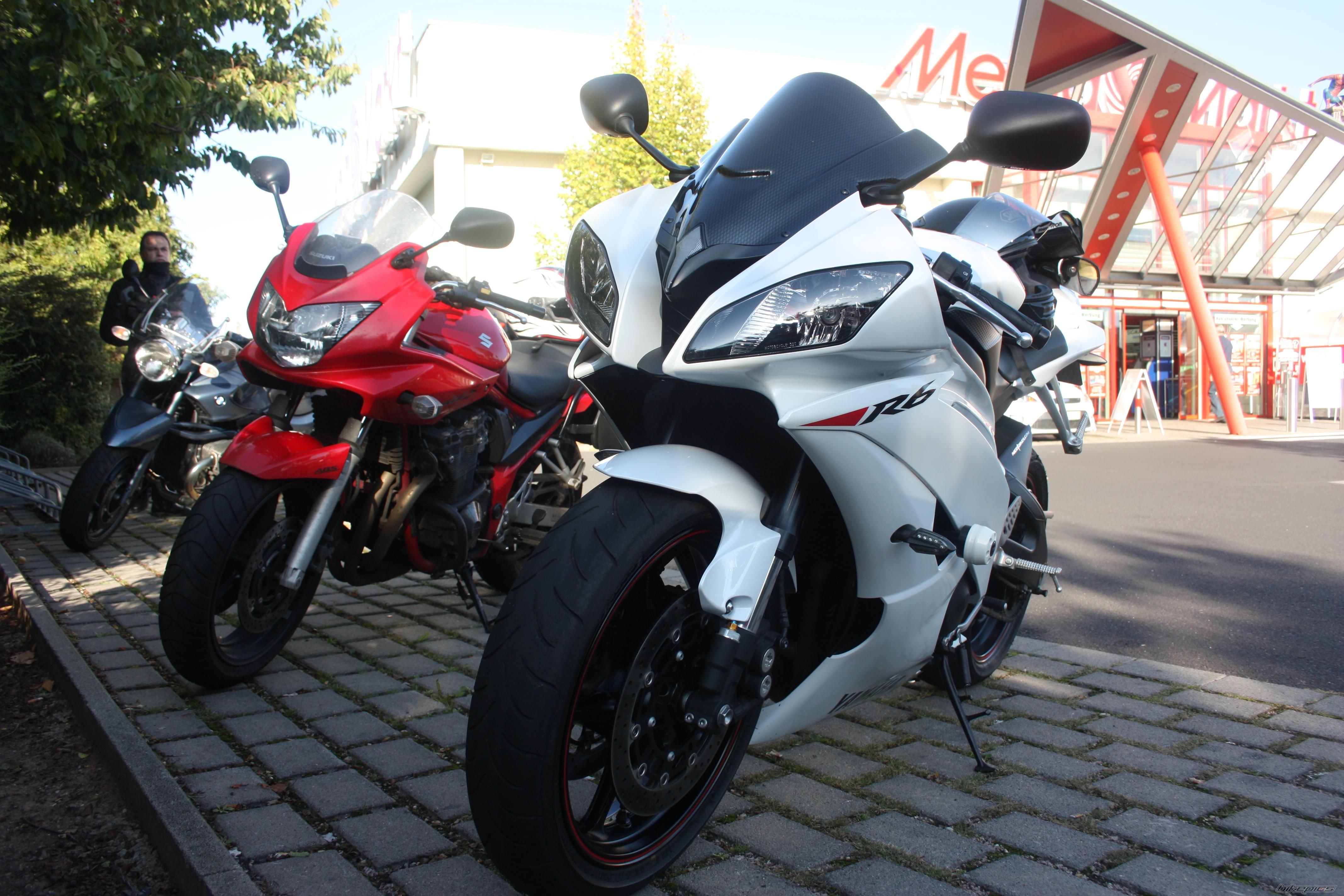 2011 YAMAHA YZF R6 | Picture 2272257 motorcycle photo